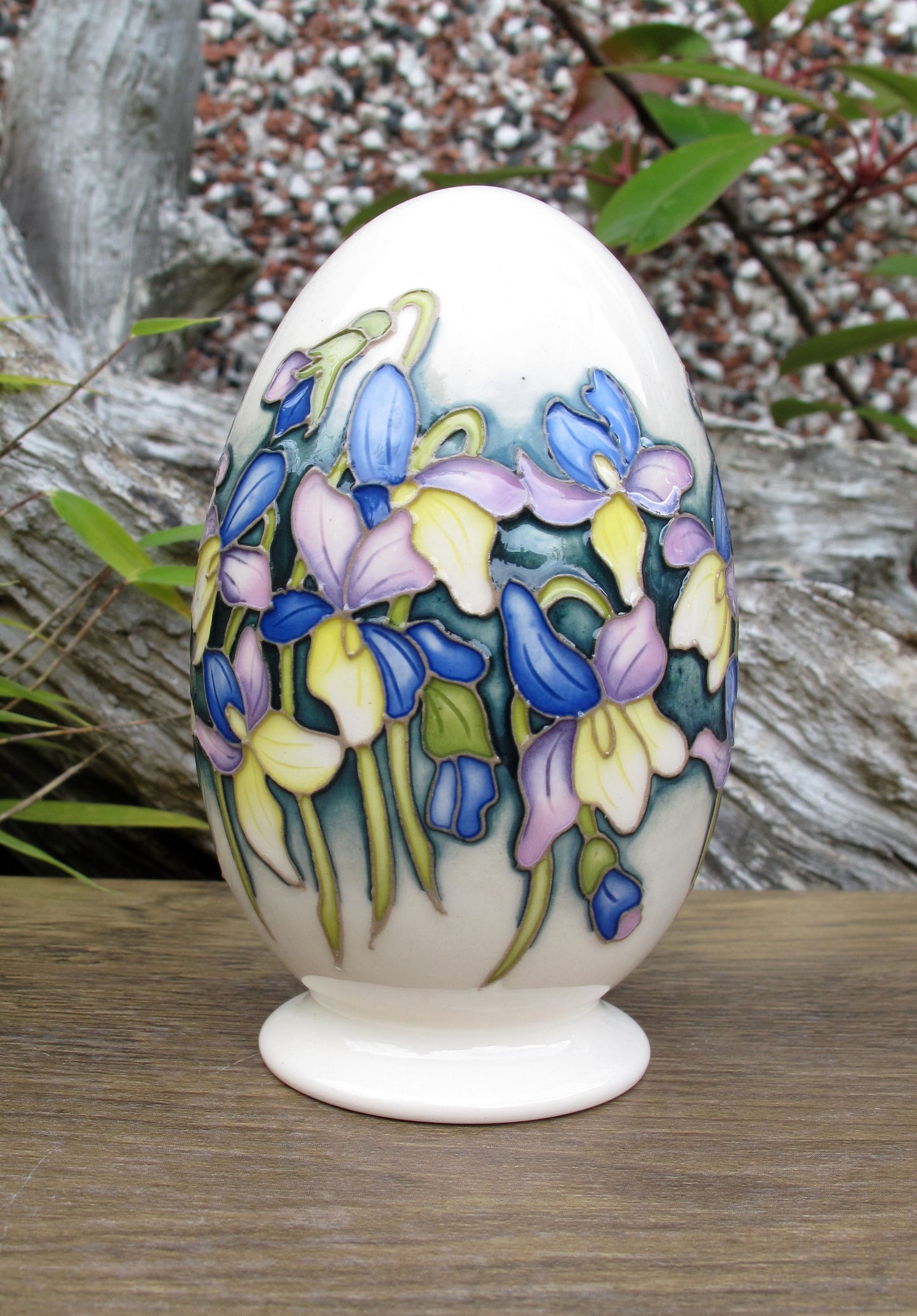 Moorcroft Exquisite SPRING VIOLA EGG Retail Price £360
