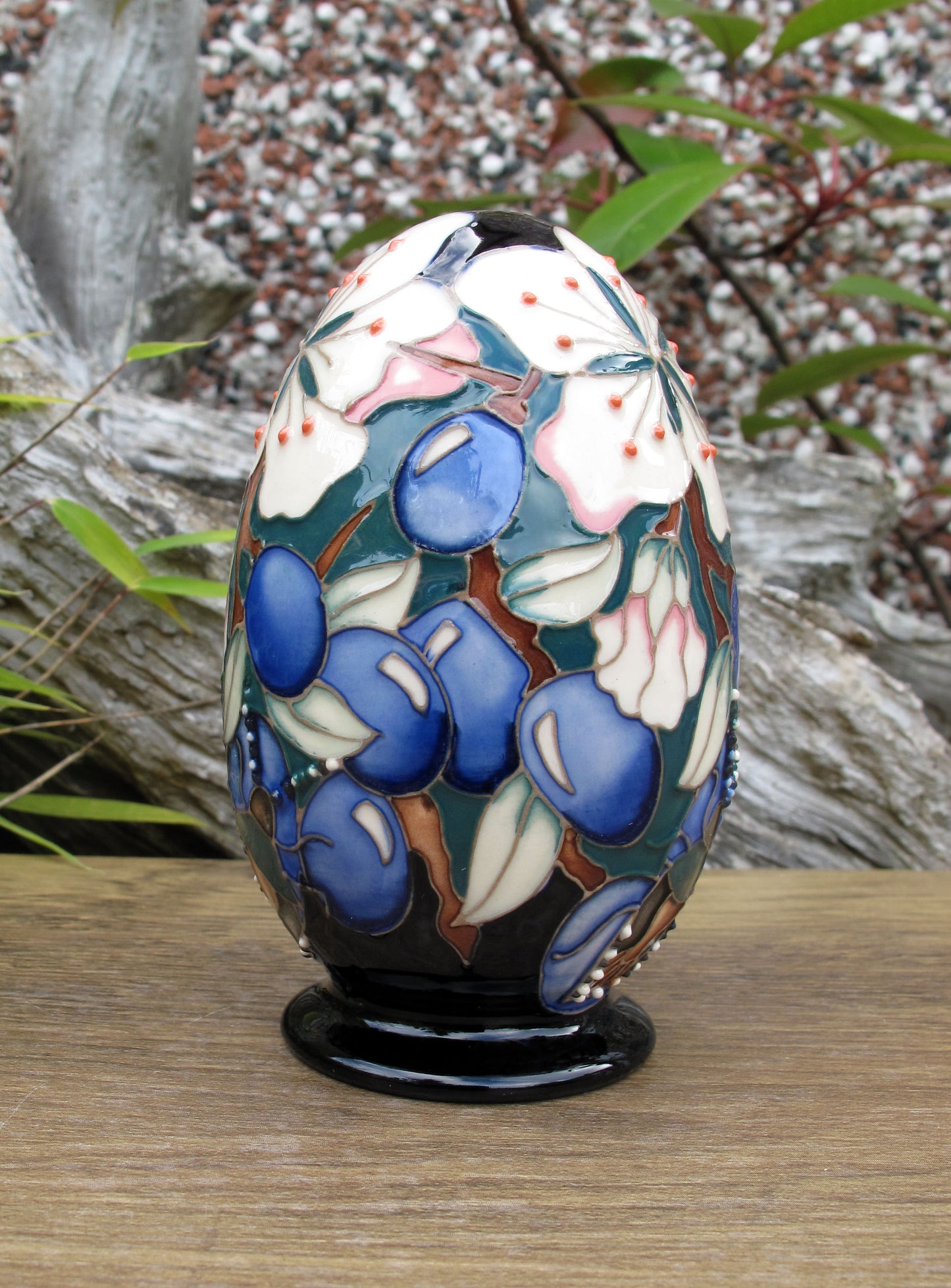 Moorcroft Rare SLOE BERRIES EGG Limited Edition 6/10 2025 Retail Price £450