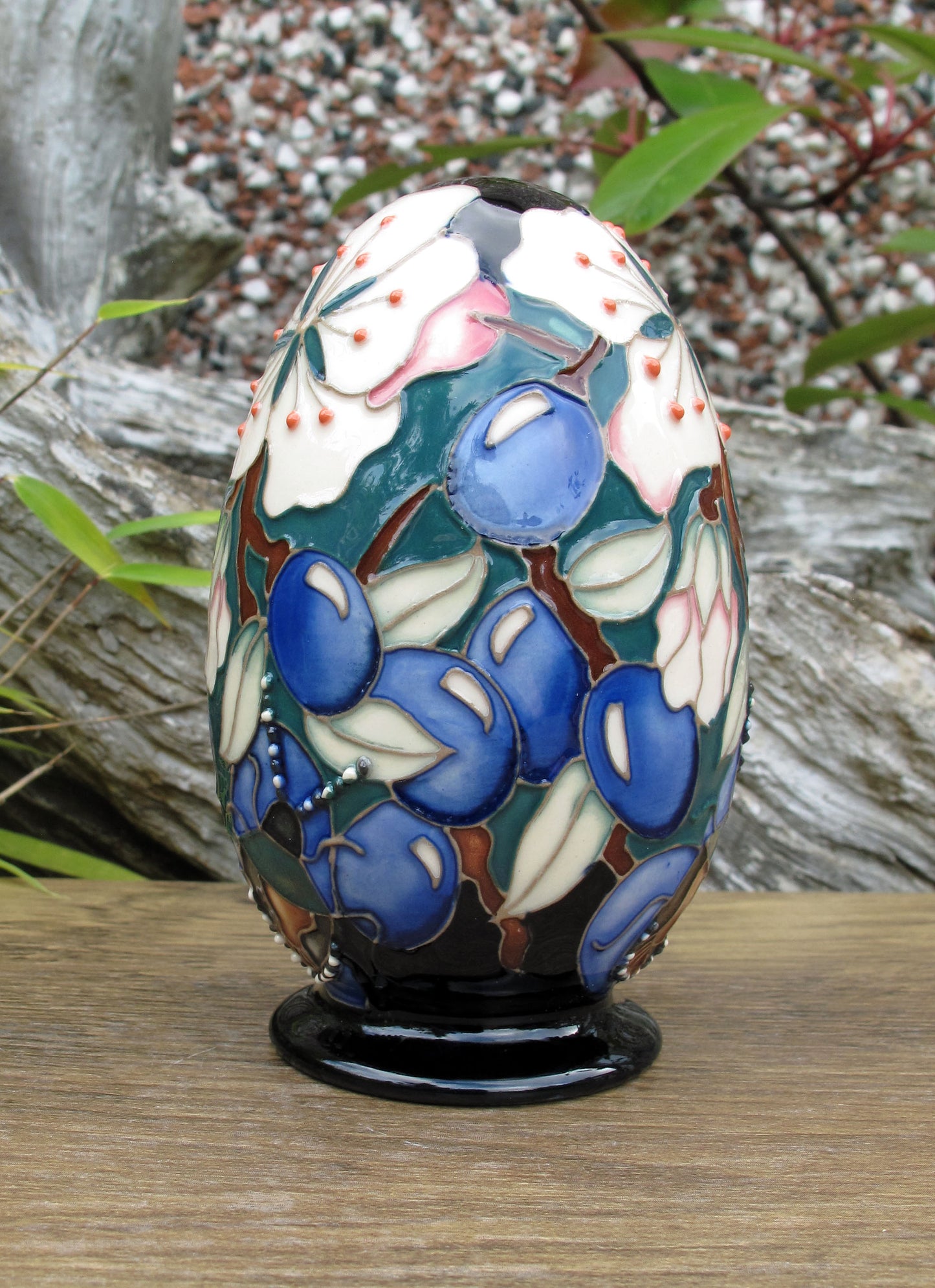 Moorcroft Rare SLOE BERRIES EGG Limited Edition 6/10 2025 Retail Price £450