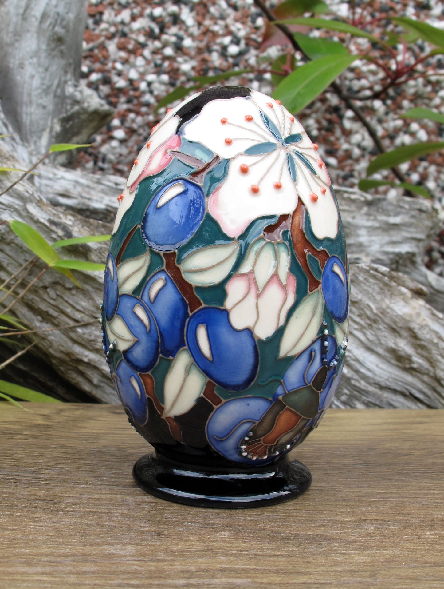 Moorcroft Rare SLOE BERRIES EGG Limited Edition 6/10 2025 Retail Price £450