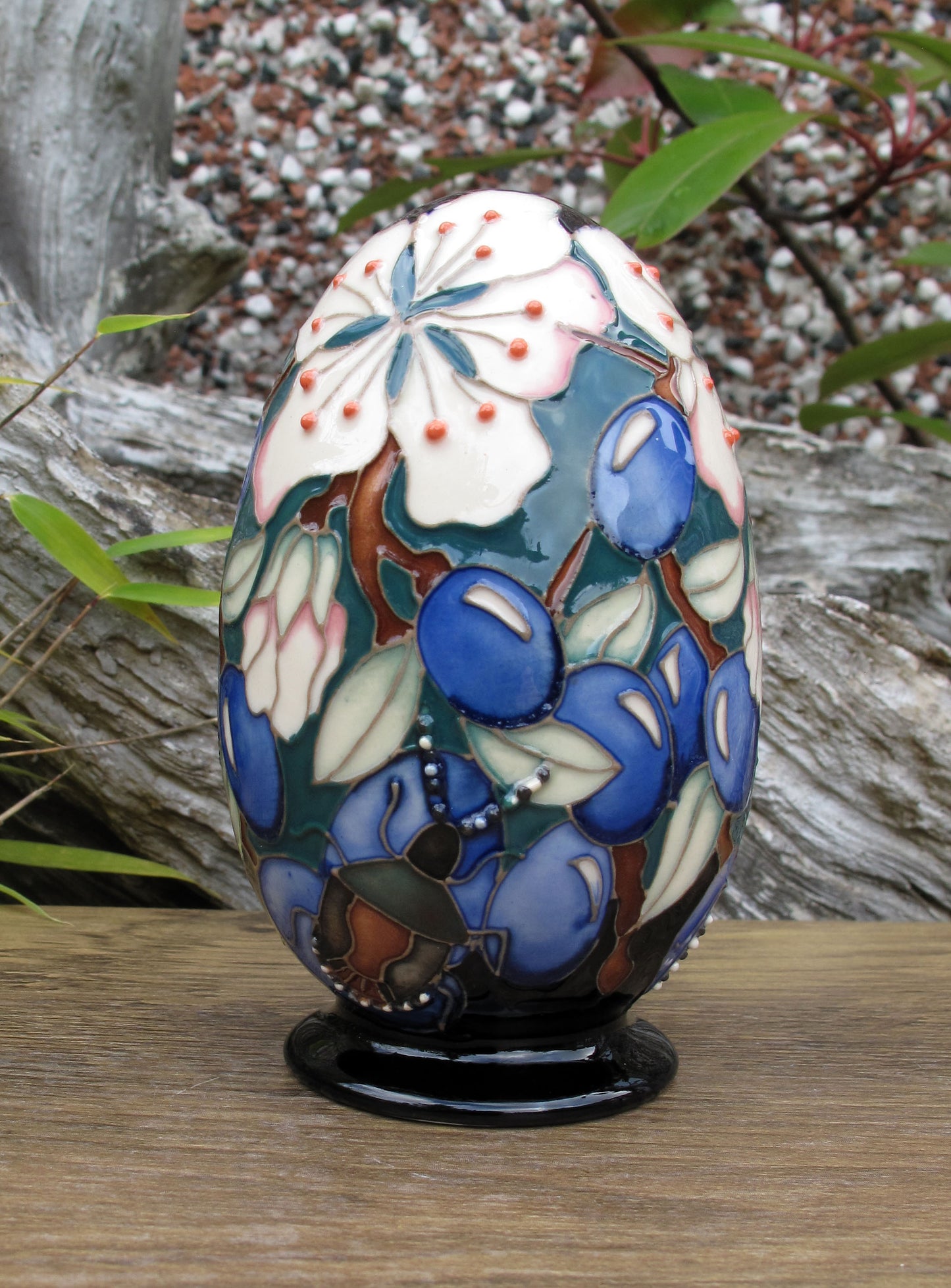 Moorcroft Rare SLOE BERRIES EGG Limited Edition 6/10 2025 Retail Price £450