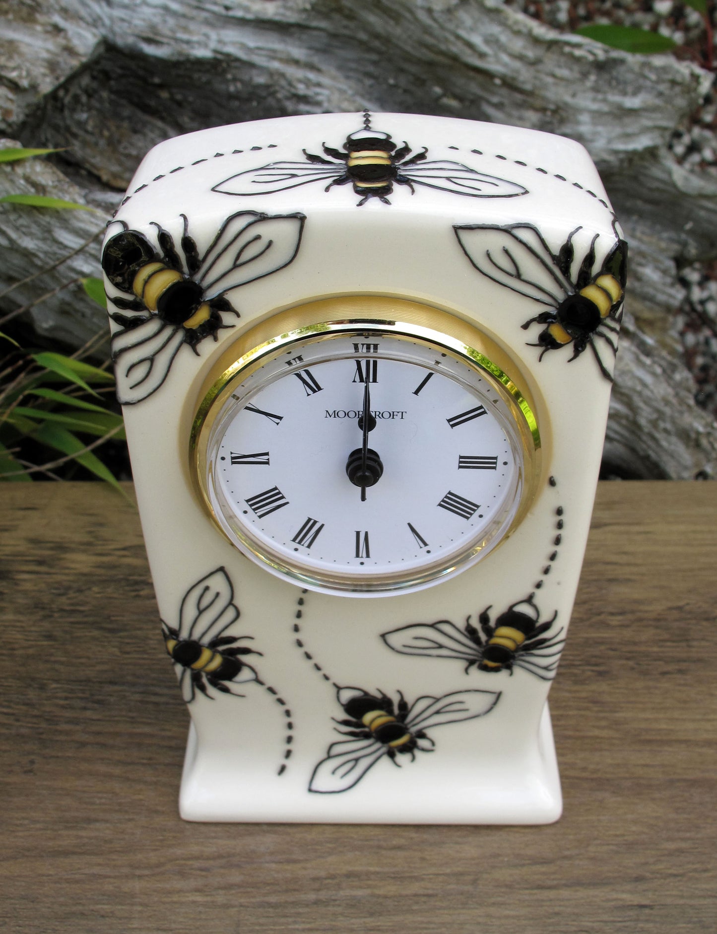 Moorcroft BEES FOR TEA Clock CL1 Retail Price £195 Rachel Bishop