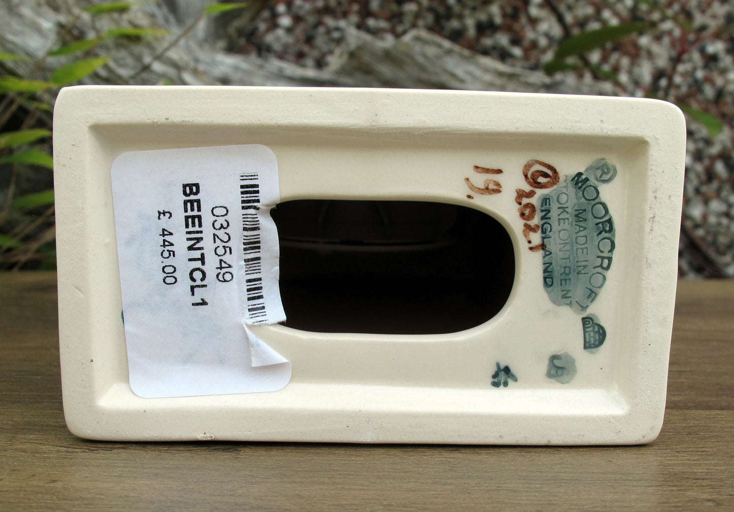 Moorcroft Rare BEE IN TIME Clock CL1 Numbered Edition 19.  Retail Price £445