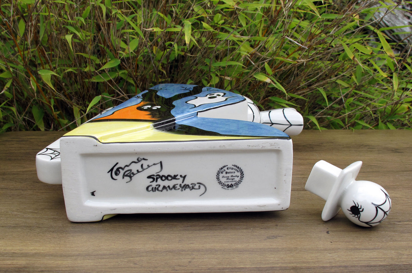 Lorna Bailey SPOOKY GRAVEYARD FLAPPER TEAPOT OCT 2004 ( Ref. New Millennium )