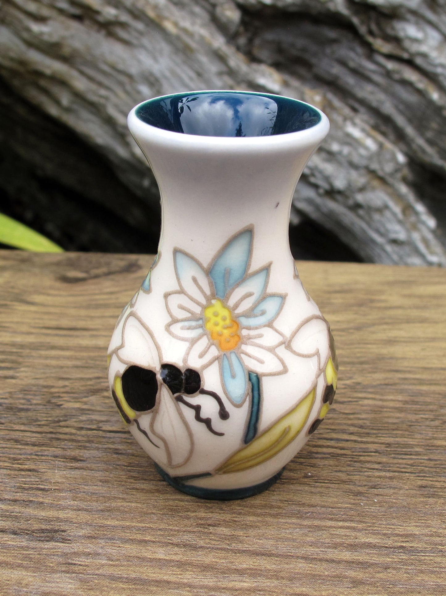 Moorcroft Miniature DANCE OF THE BEES 49/2 Vase ( Month April ) RRP £143