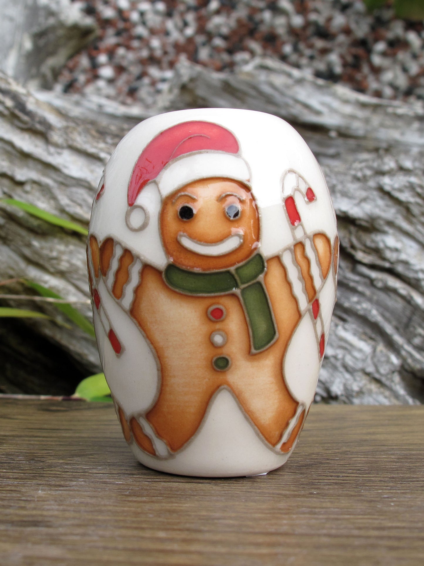 Moorcroft RUN RUN AS FAST AS YOU CAN Miniature Vase 102/2 Retail Price £149