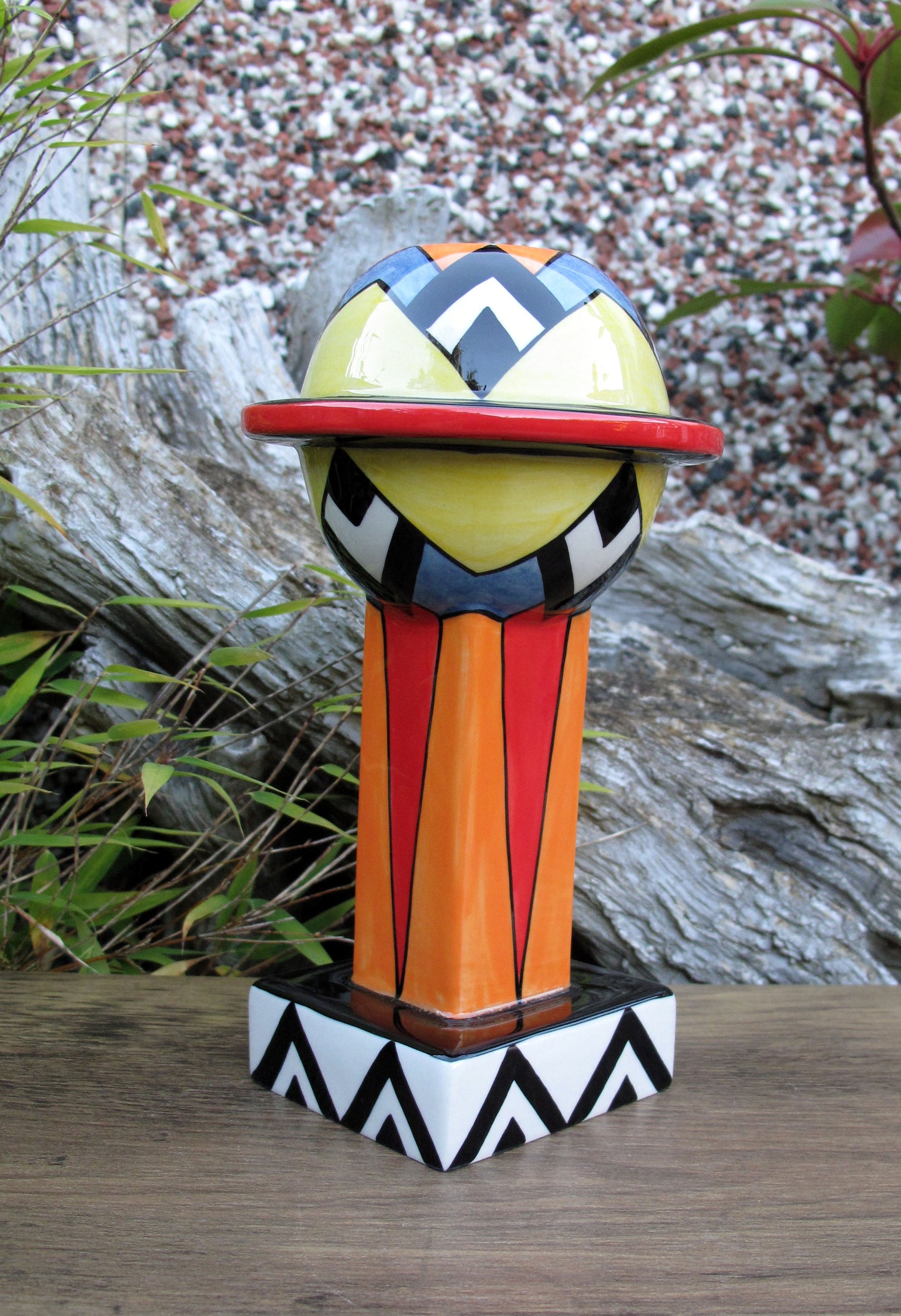 Lorna Bailey Exquisite SPHERE VASE January 2006