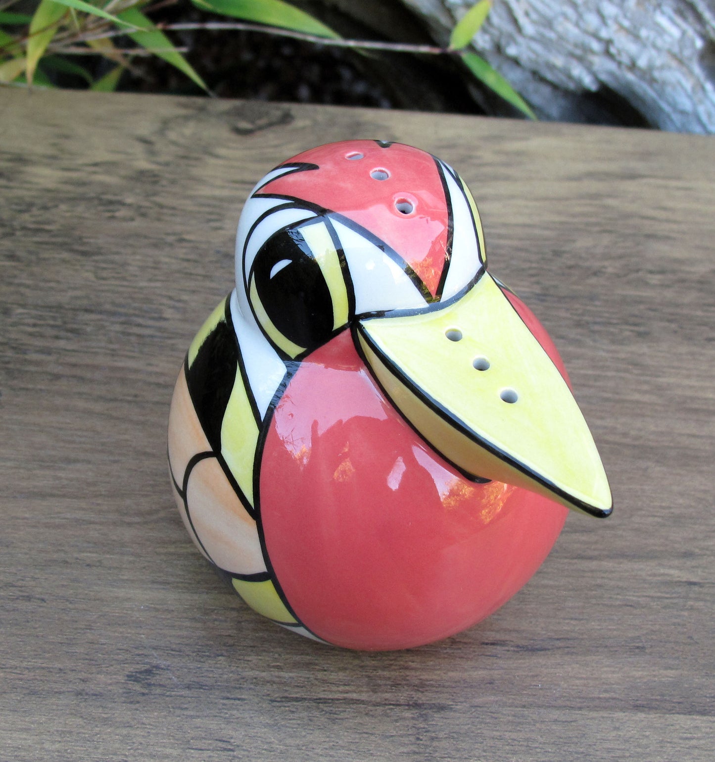 Lorna Bailey Exquisite Quirky ROBIN SUGAR SHAKER December 2004 Birds