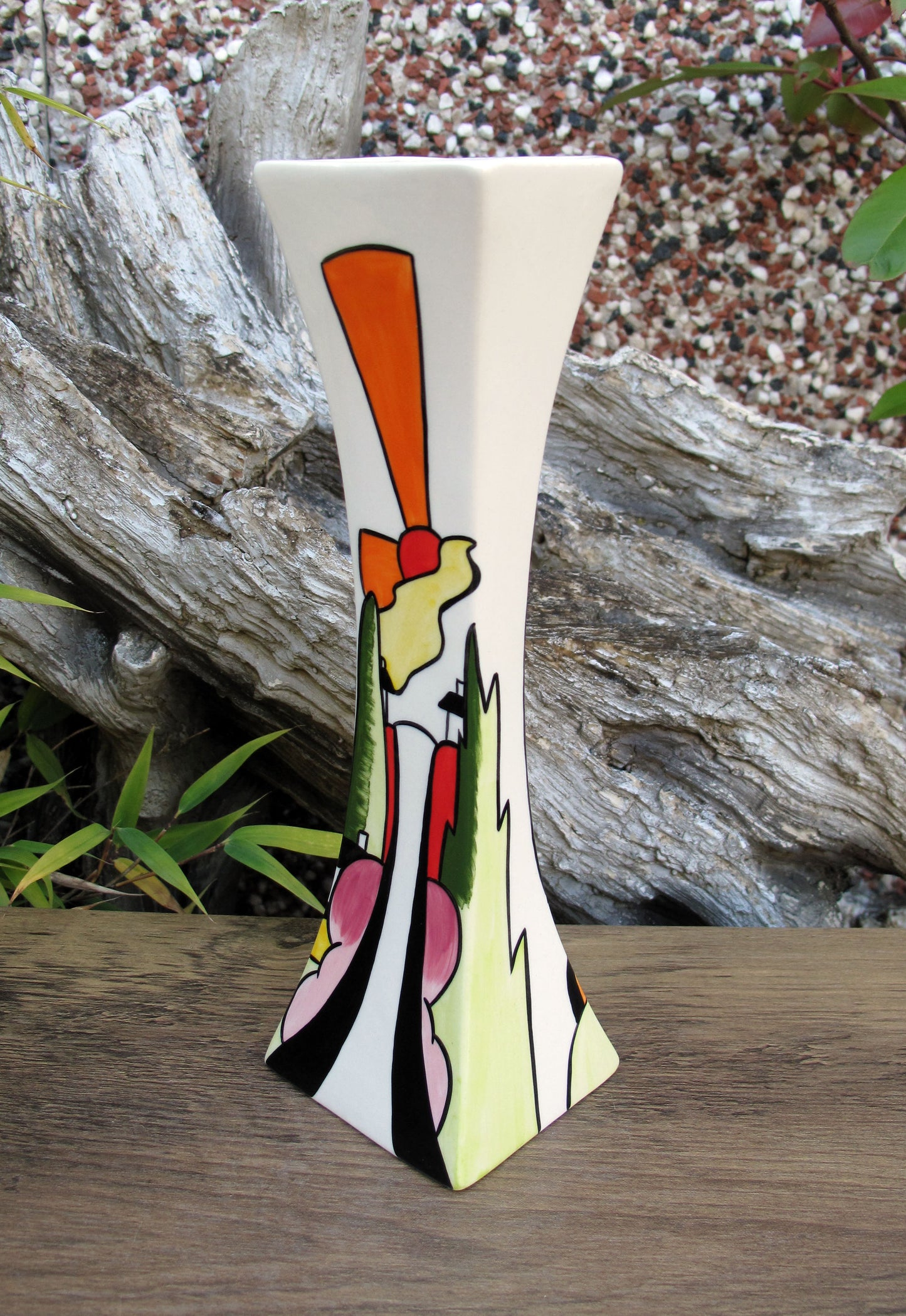 Lorna Bailey VERY RARE HAMIL ROAD TALL THIN VASE AVAILABLE OPEN DAY 28/10/2006