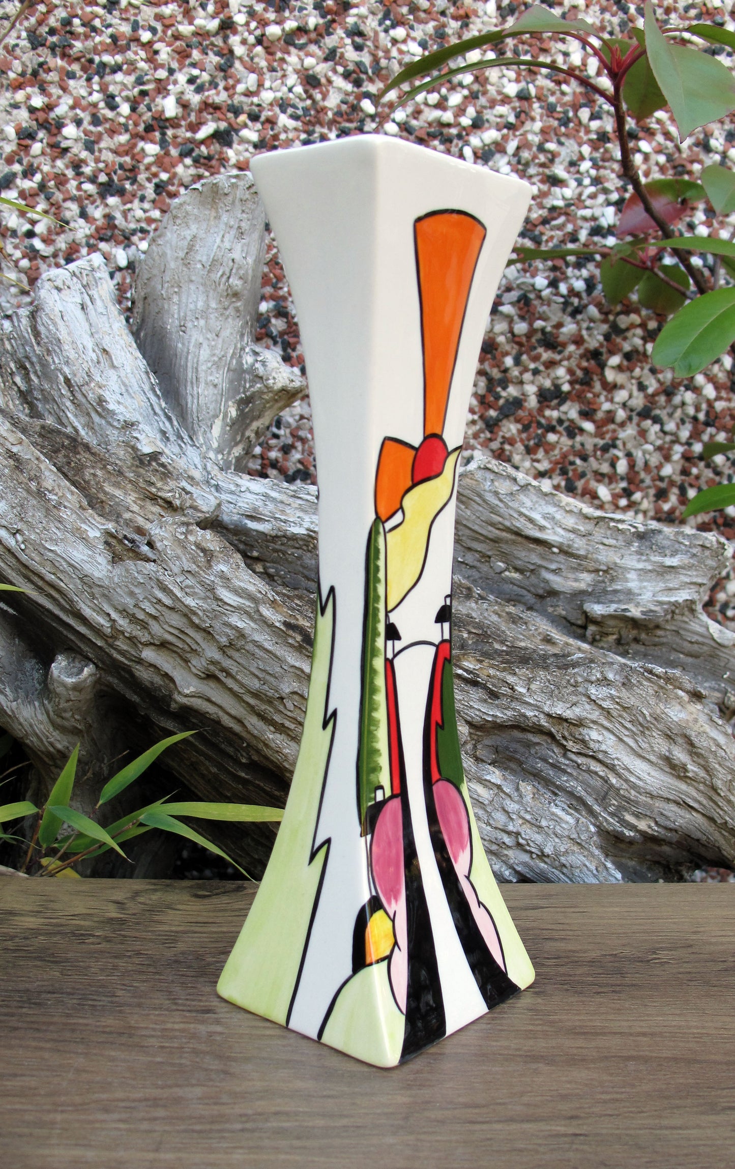 Lorna Bailey VERY RARE HAMIL ROAD TALL THIN VASE AVAILABLE OPEN DAY 28/10/2006