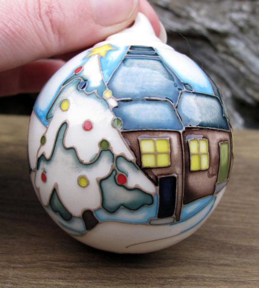 Moorcroft SNOWFALL BAUBLE 2024 Retail Price £265 Christmas Tree Decoration