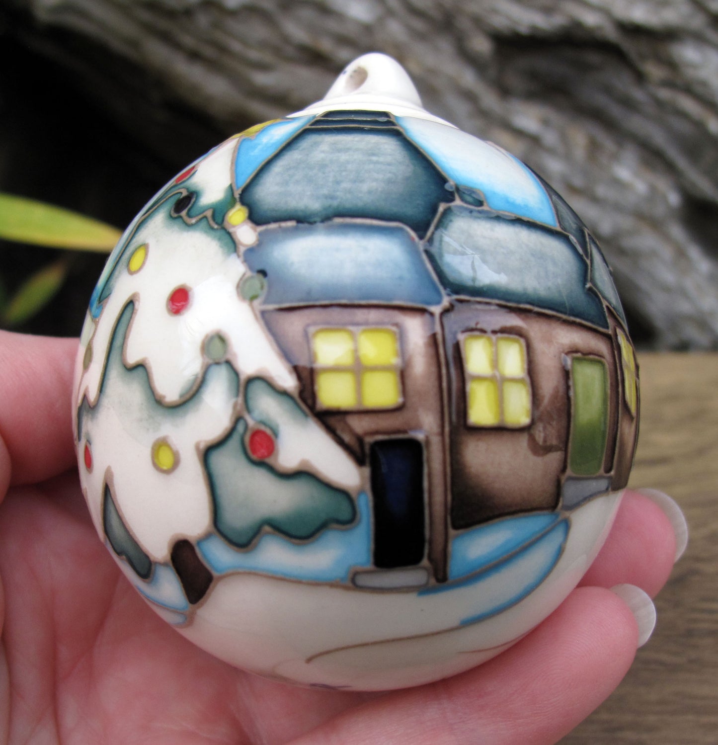 Moorcroft SNOWFALL BAUBLE 2024 Retail Price £265 Christmas Tree Decoration