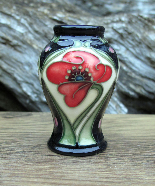 Moorcroft Exquisite LORD OF LEITH Miniature vase Shape 65/2 Rachel Bishop
