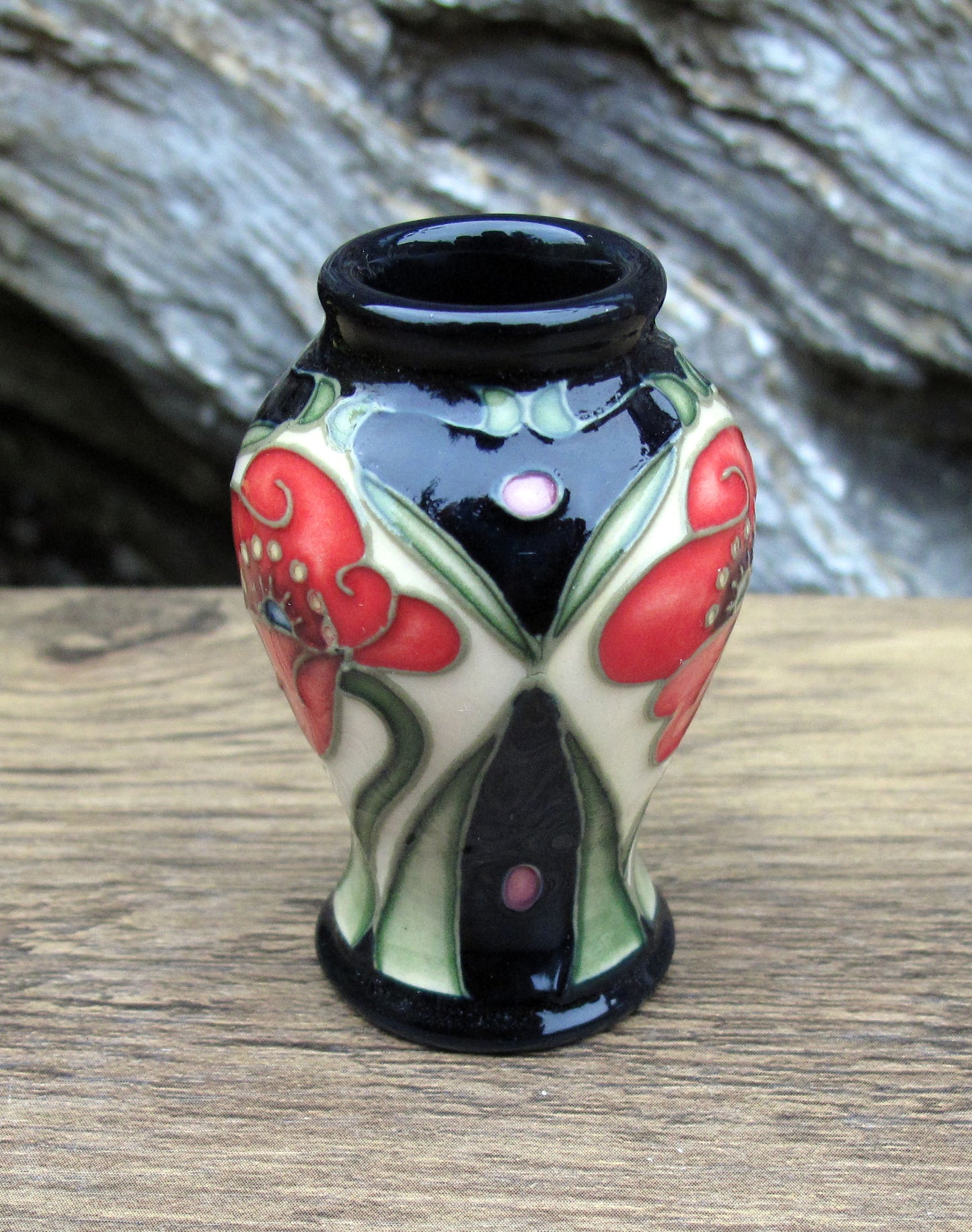 Moorcroft Exquisite LORD OF LEITH Miniature vase Shape 65/2 Rachel Bishop