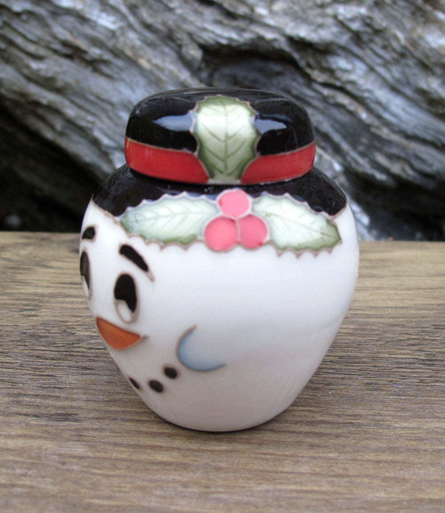 Moorcroft JOLLY SNOWMAN Miniature Ginger Jar 769/2 Retail Price £136 Christmas