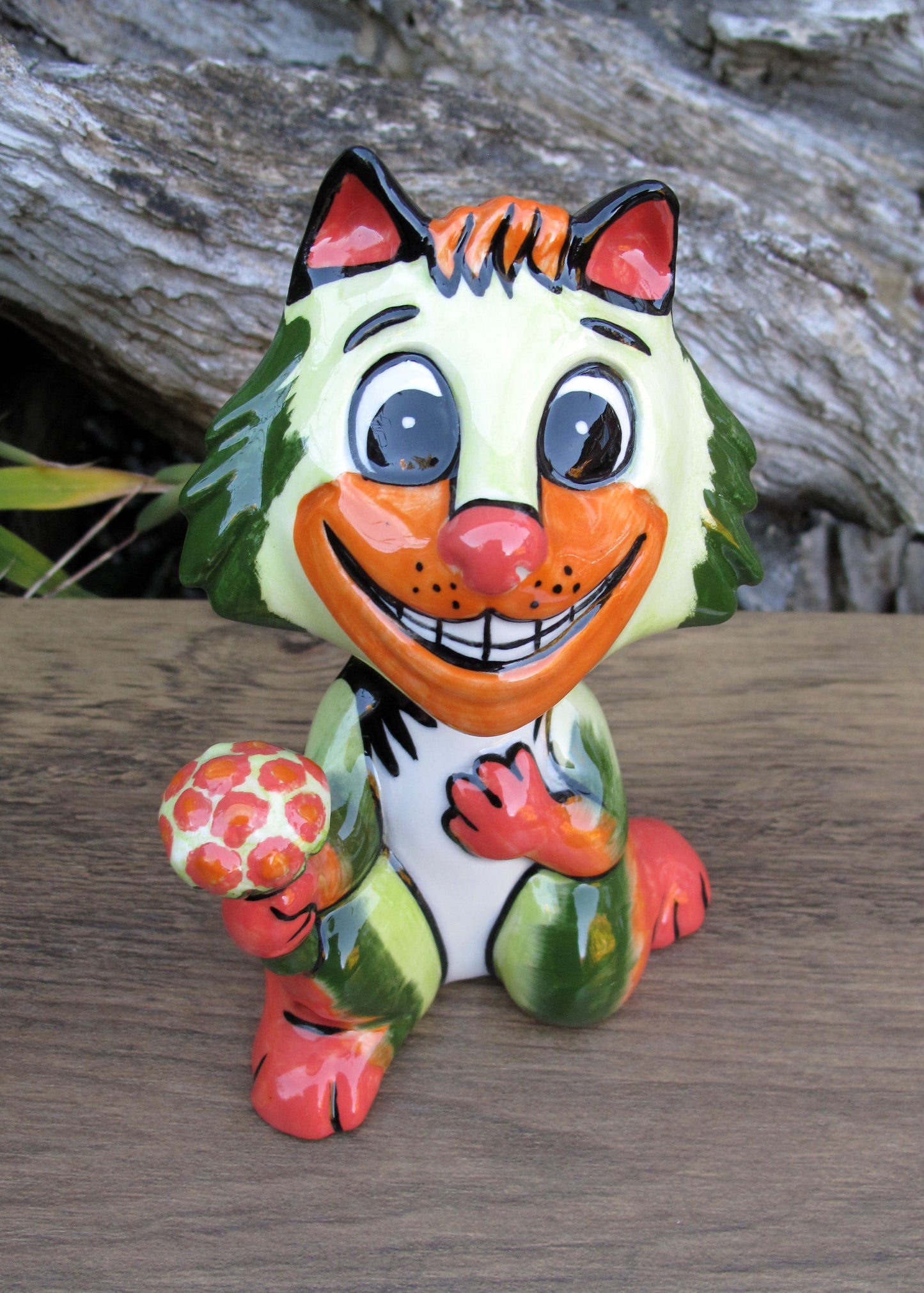 Lorna Bailey THE SUITOR Cat Limited Edition 53/75 Jan 2004 Catalogue 2 book p34