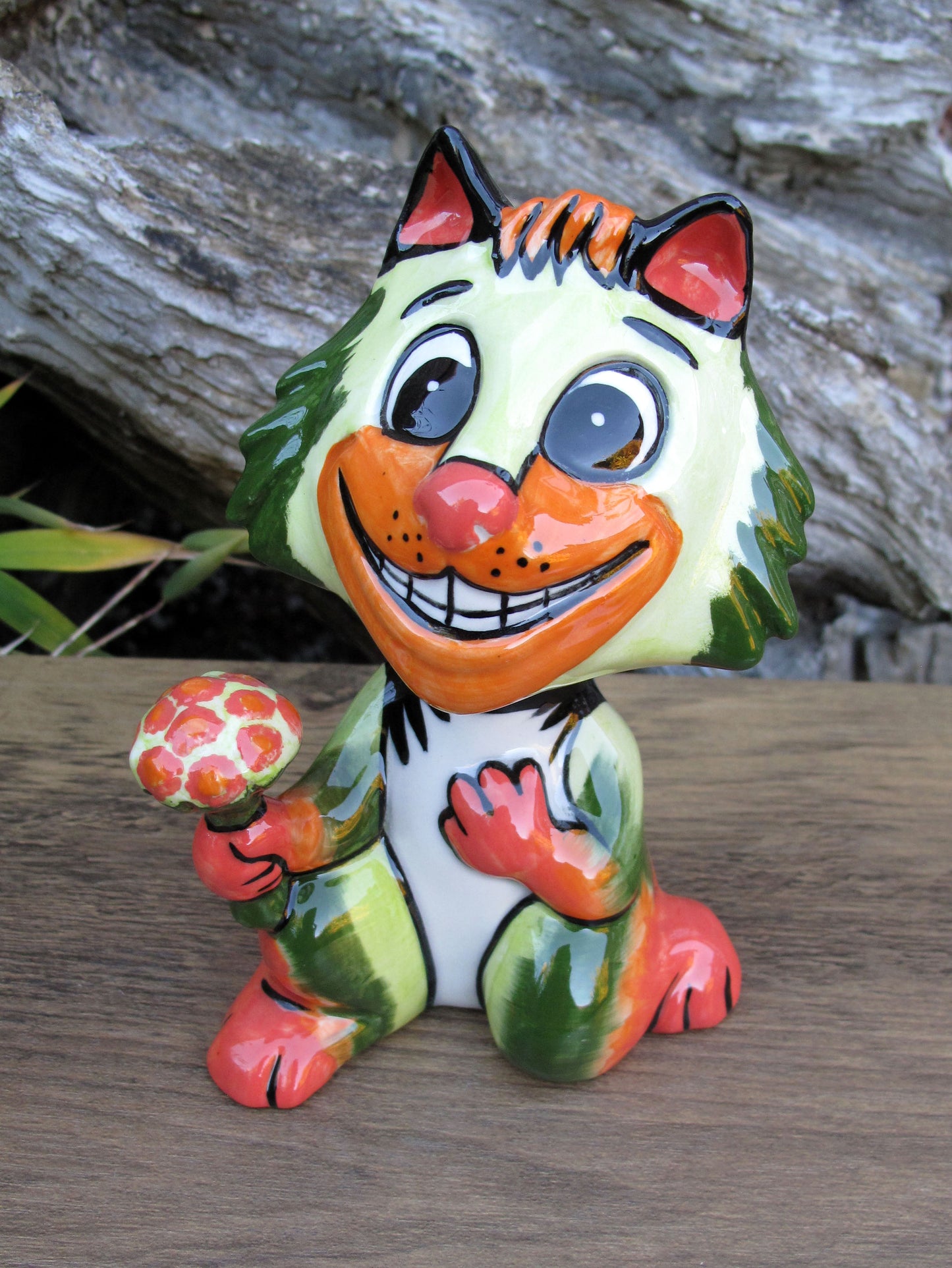 Lorna Bailey THE SUITOR Cat Limited Edition 53/75 Jan 2004 Catalogue 2 book p34