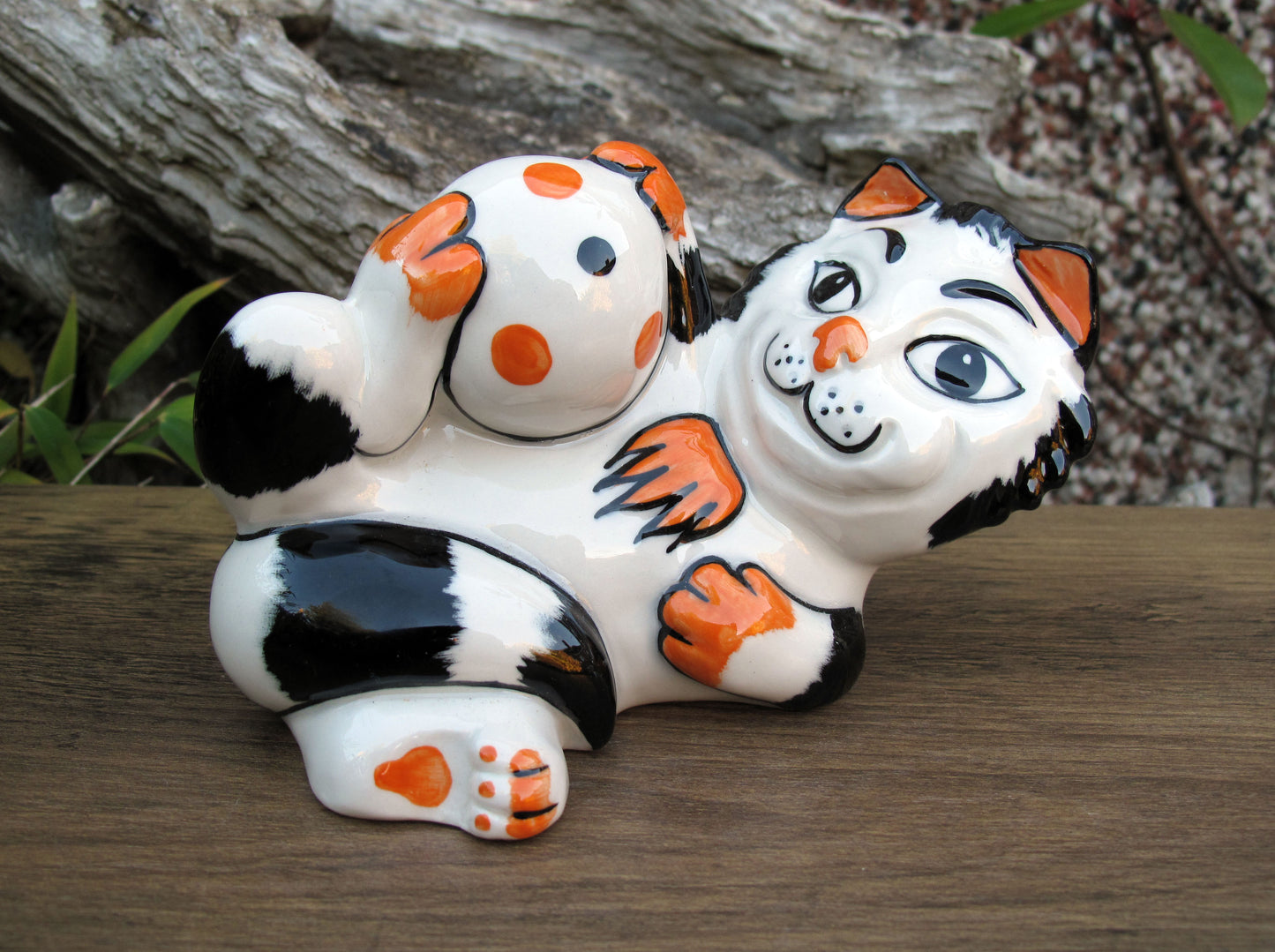 Lorna Bailey BECKS the Cat Oct 2003 (Reference in Catalogue 2 Book page 72)