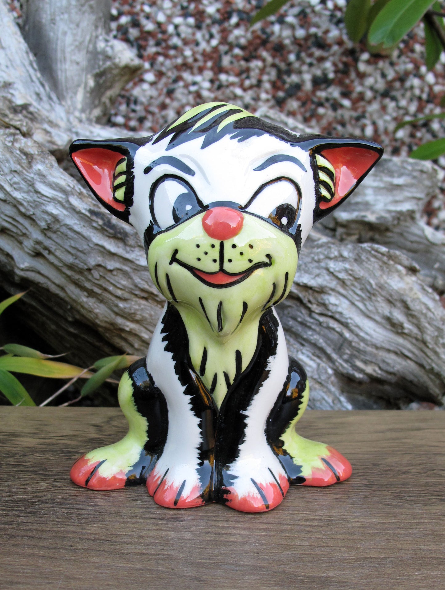 Lorna Bailey CHOO CHOO the Cat Feb 2003 ( Reference in Catalogue 2 Book p44 )