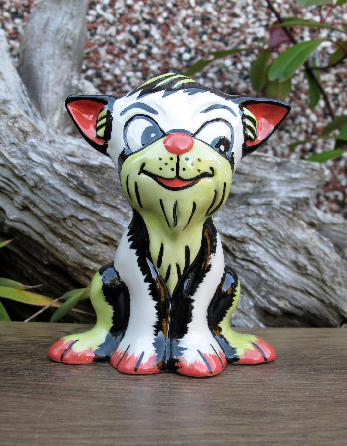 Lorna Bailey CHOO CHOO the Cat Feb 2003 ( Reference in Catalogue 2 Book p44 )