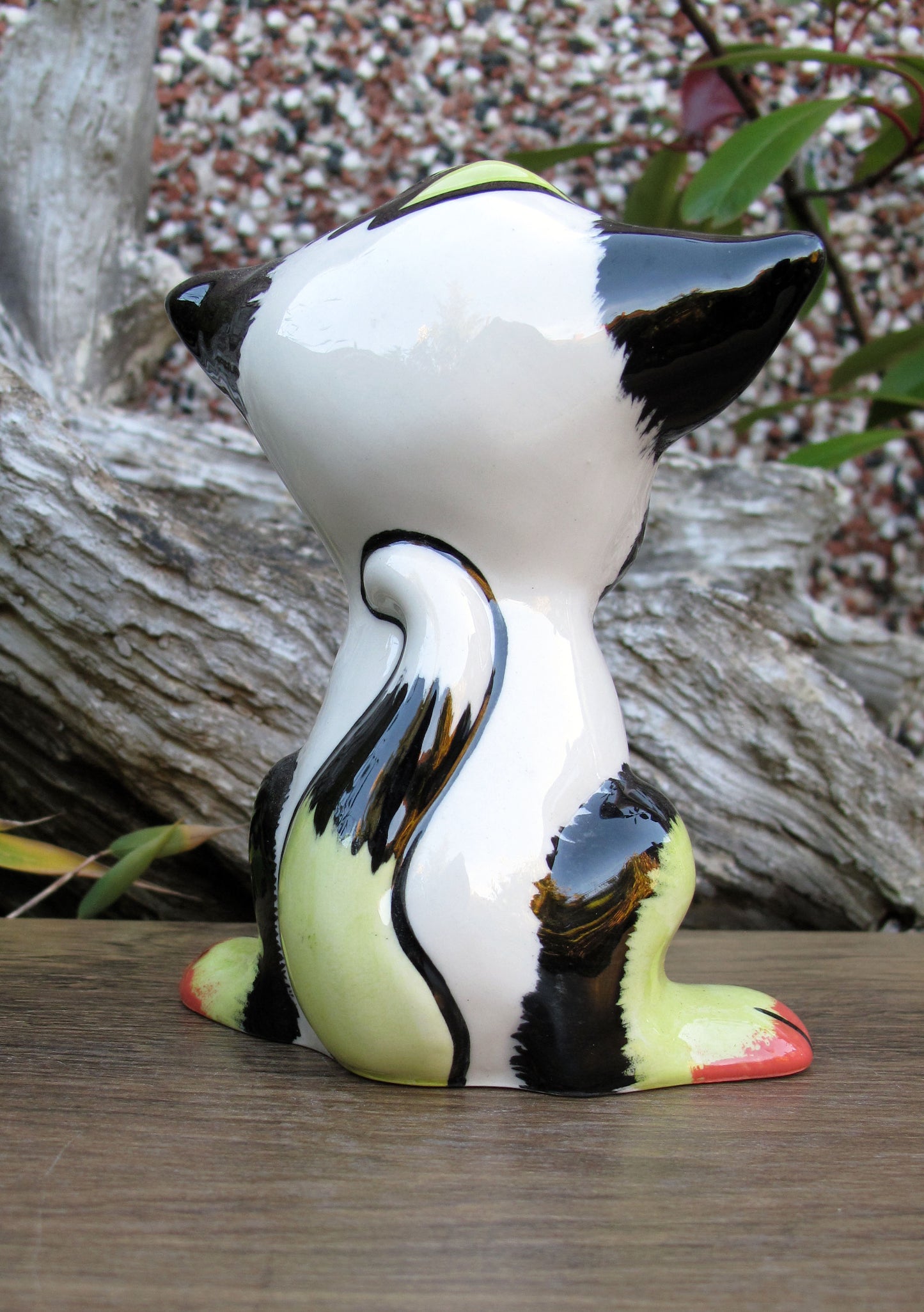 Lorna Bailey CHOO CHOO the Cat Feb 2003 ( Reference in Catalogue 2 Book p44 )