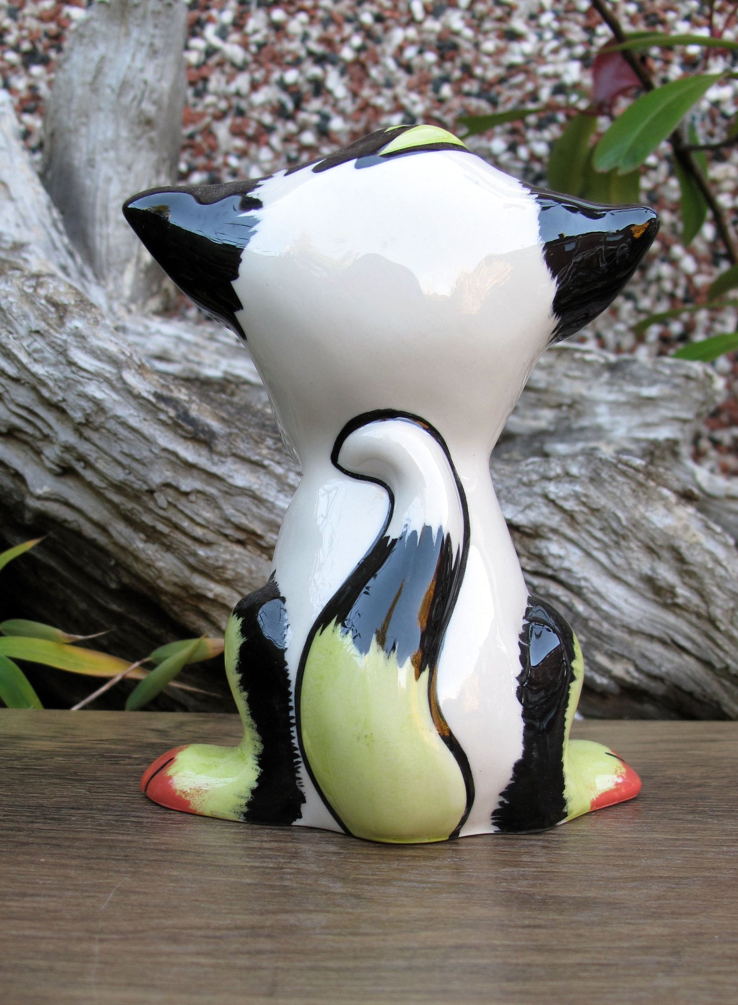 Lorna Bailey CHOO CHOO the Cat Feb 2003 ( Reference in Catalogue 2 Book p44 )