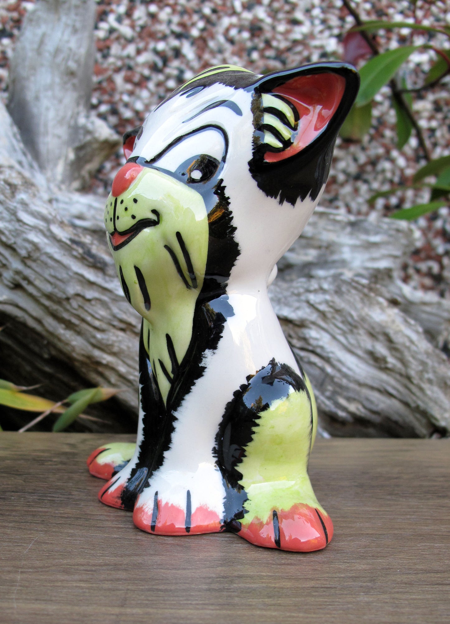 Lorna Bailey CHOO CHOO the Cat Feb 2003 ( Reference in Catalogue 2 Book p44 )