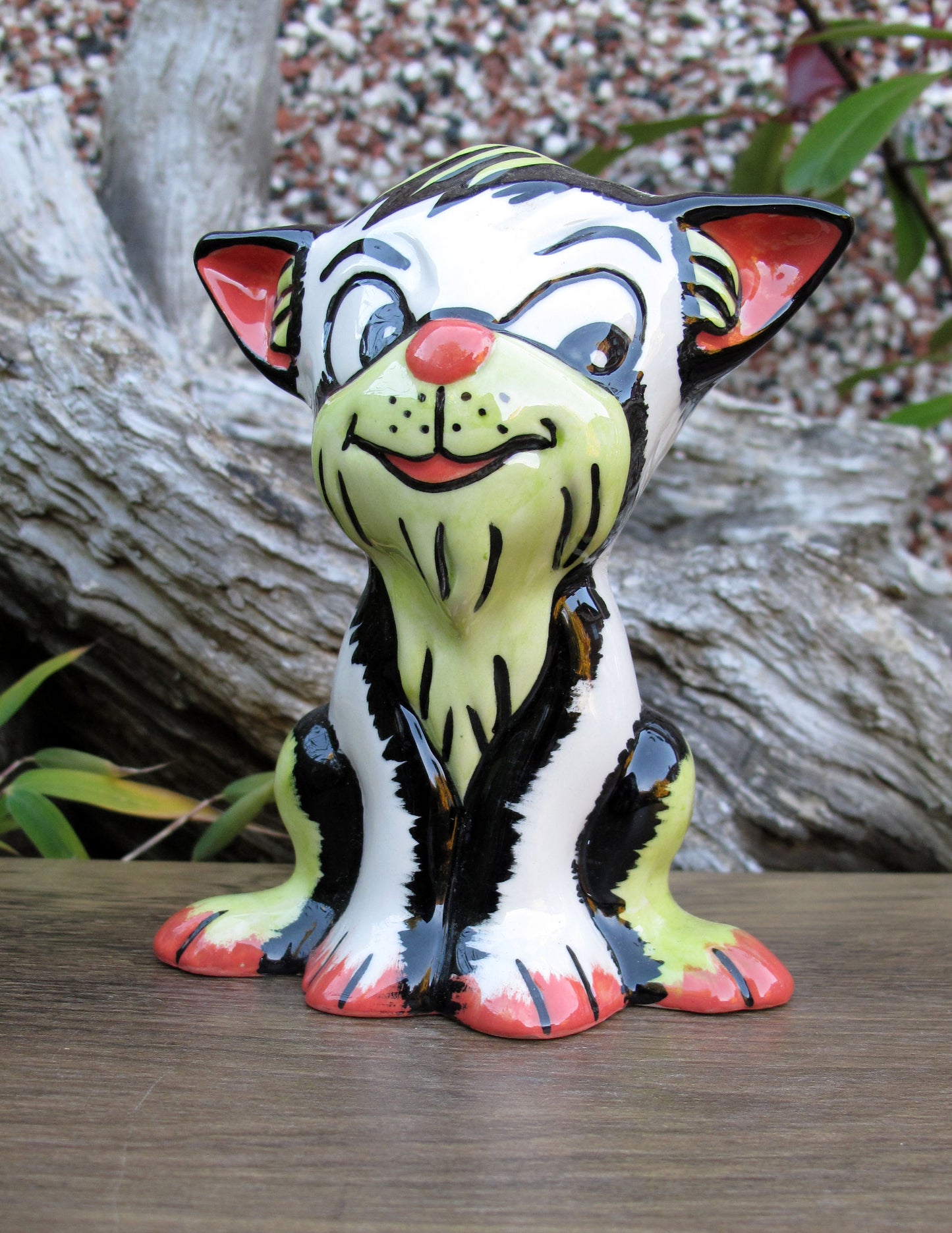 Lorna Bailey CHOO CHOO the Cat Feb 2003 ( Reference in Catalogue 2 Book p44 )