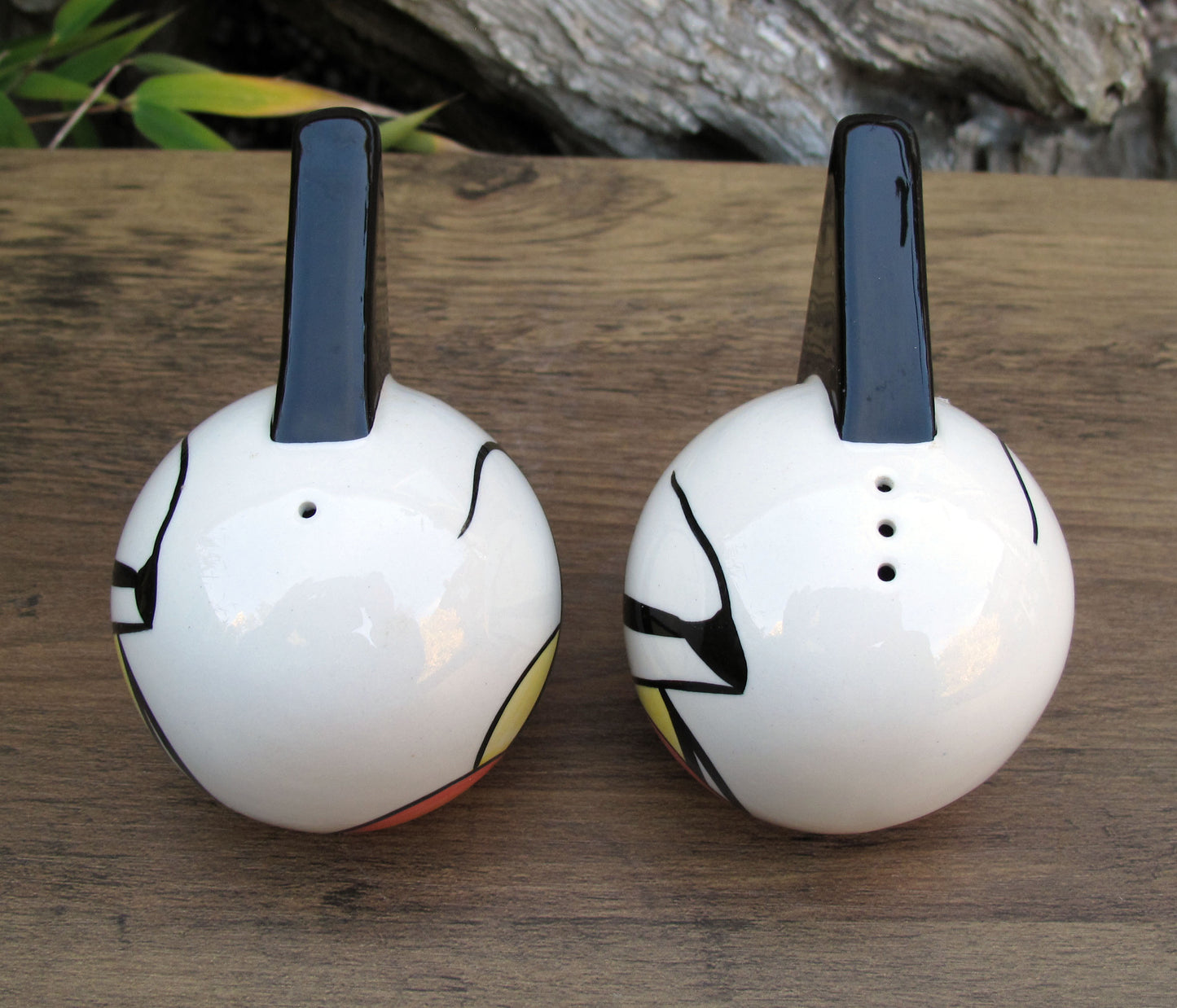 Lorna Bailey Rare COLOURWAY HIGHFIELD CONE CRUETS Available Open Day 25.9.04