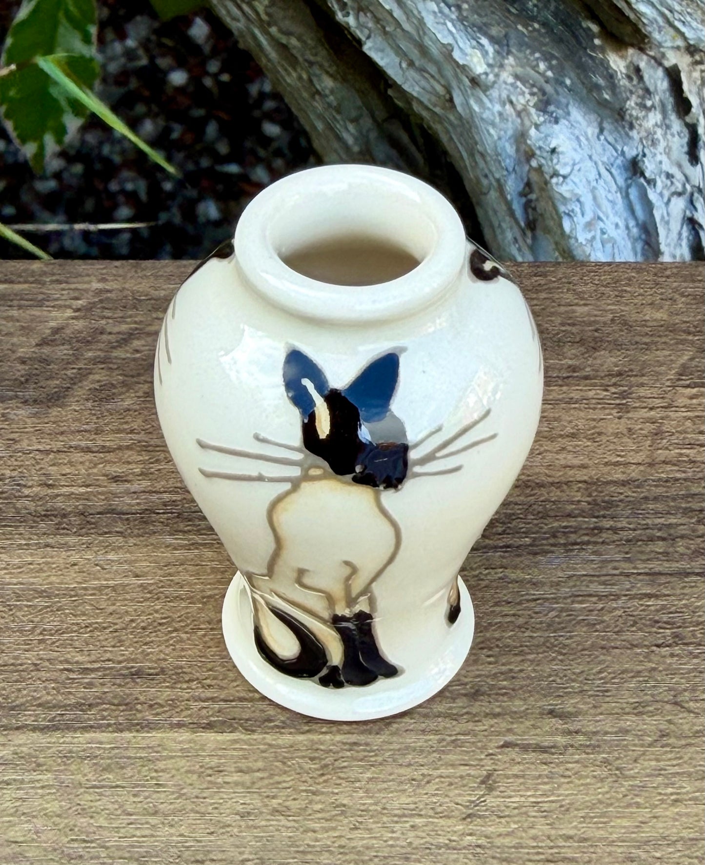 Moorcroft DOUBLE TROUBLE Miniature Vase Shape 65/2 Retail Vase £91 Siamese Cat