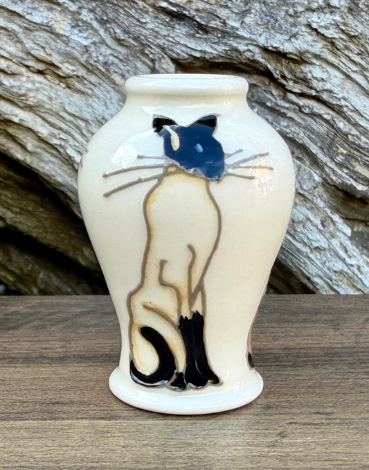 Moorcroft DOUBLE TROUBLE Miniature Vase Shape 65/2 Retail Vase £91 Siamese Cat