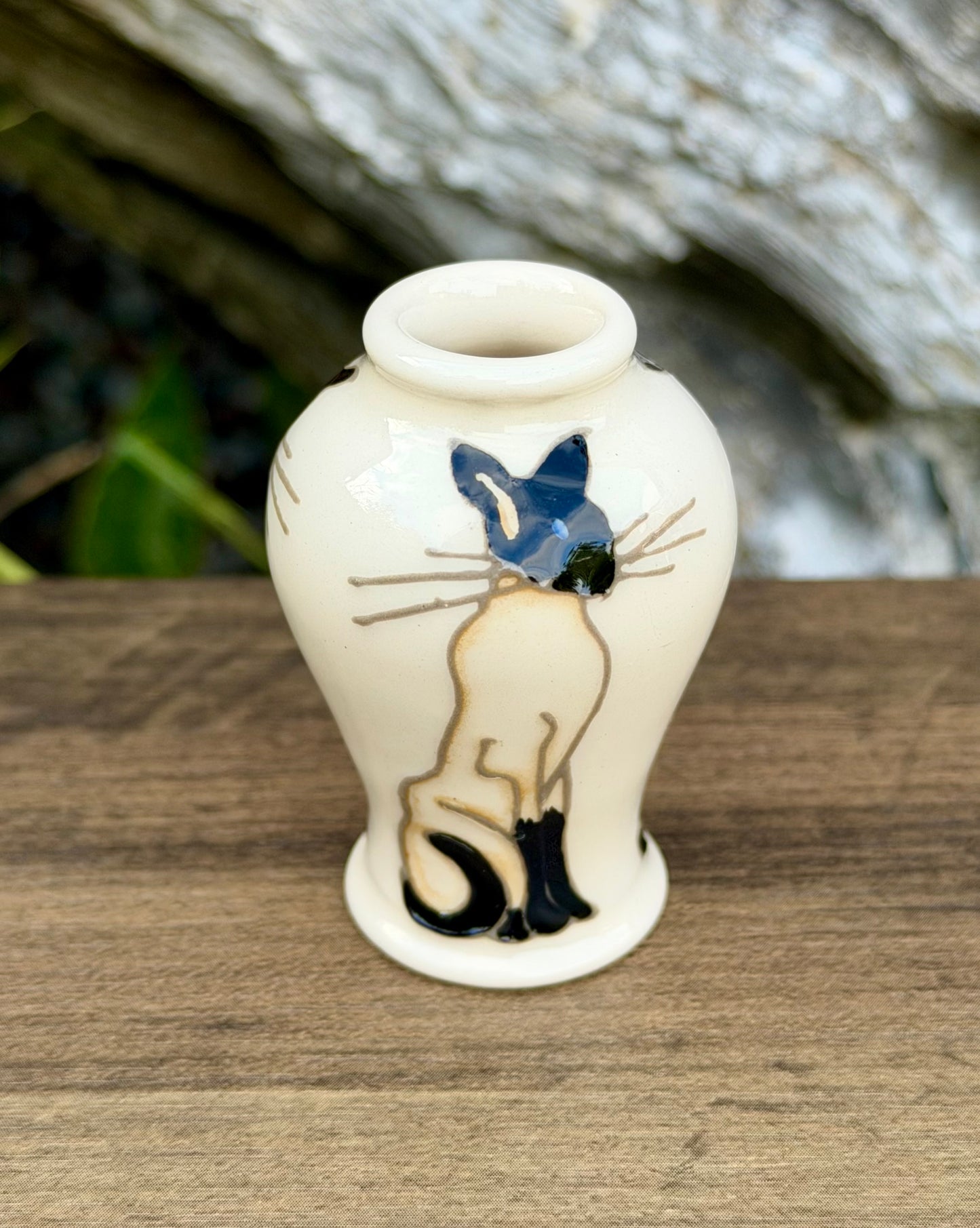 Moorcroft DOUBLE TROUBLE Miniature Vase Shape 65/2 Retail Vase £91 Siamese Cat