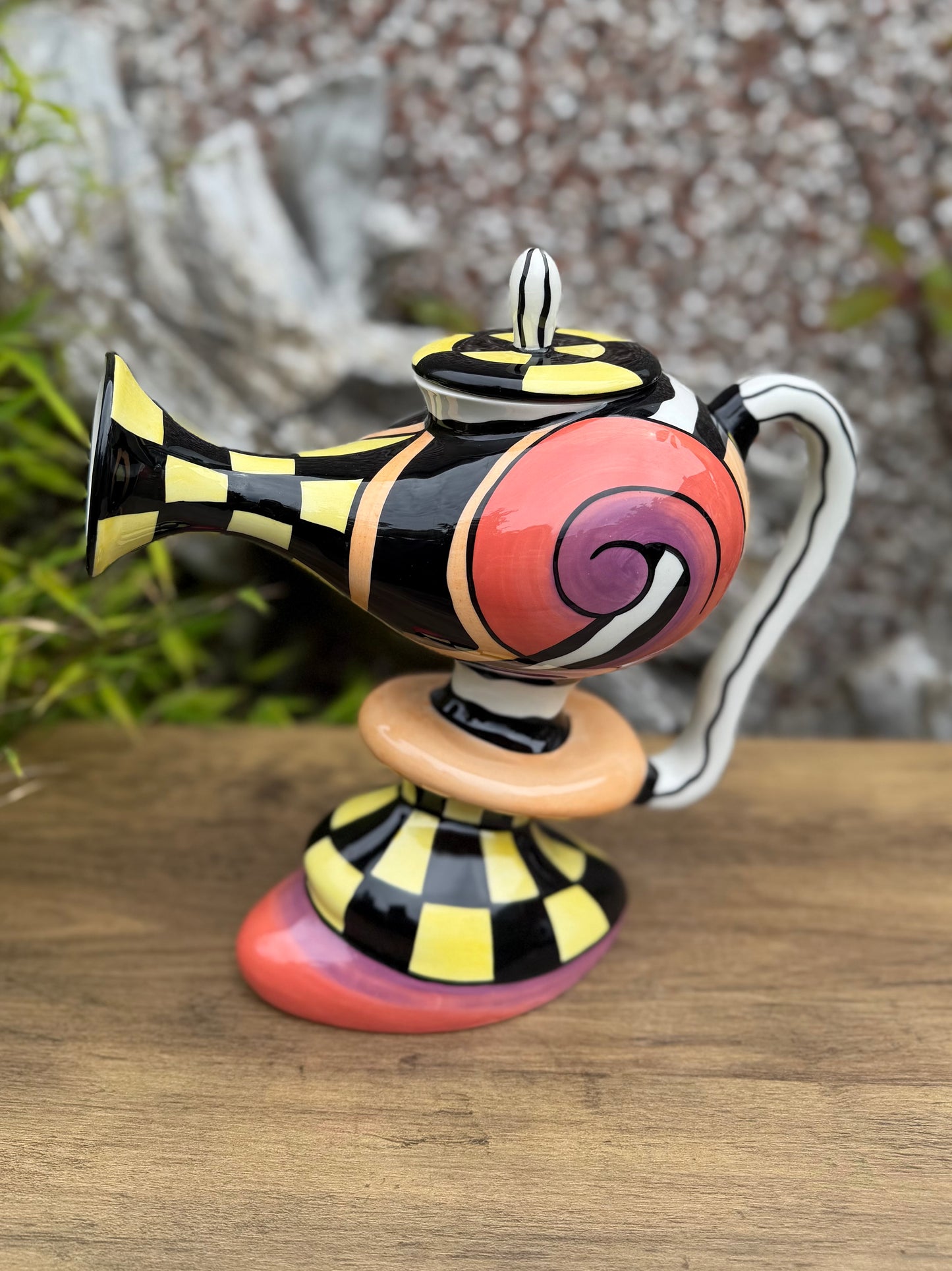 Lorna Bailey Exquisite HOOTER TEAPOT February 2003