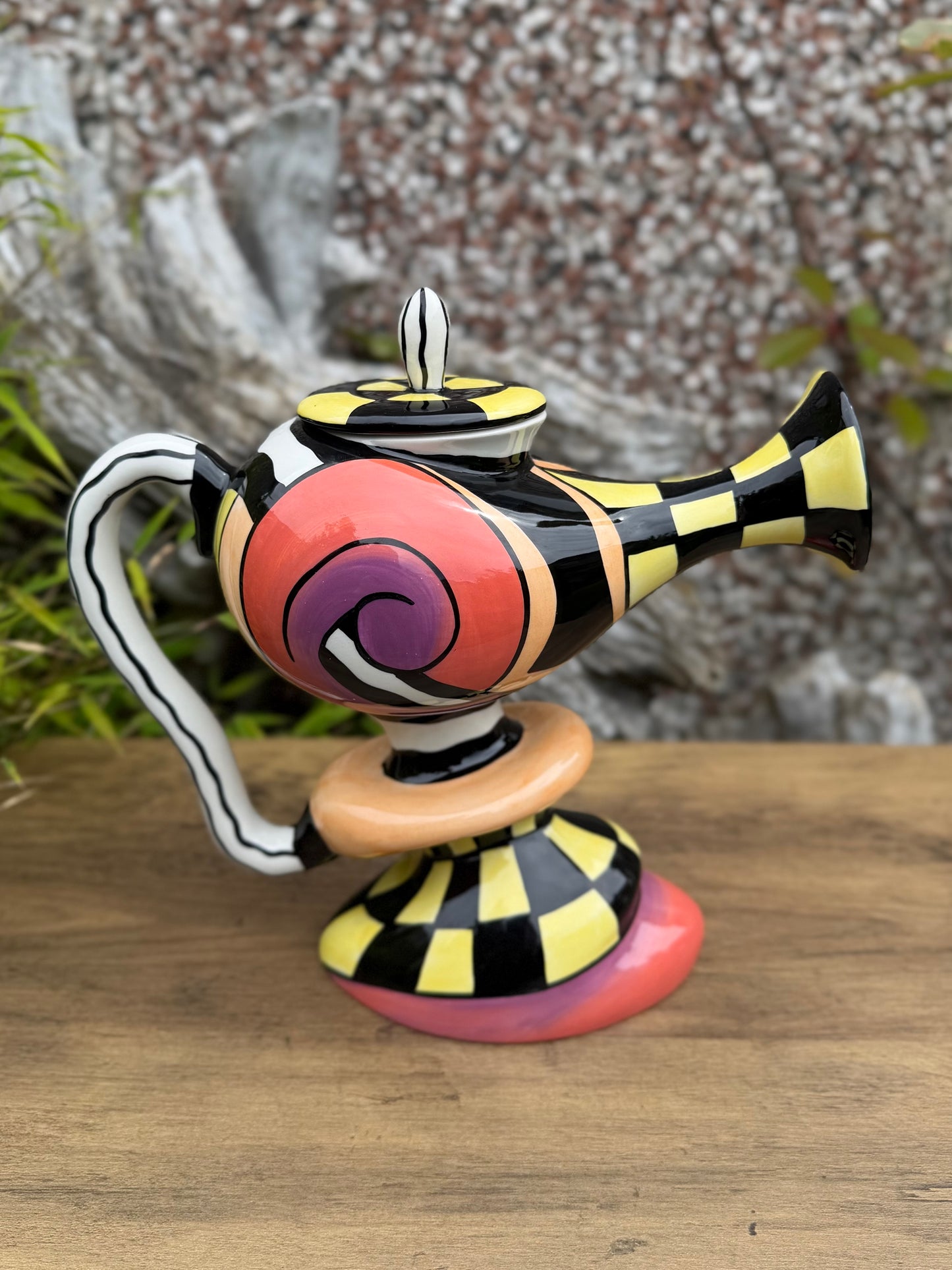 Lorna Bailey Exquisite HOOTER TEAPOT February 2003