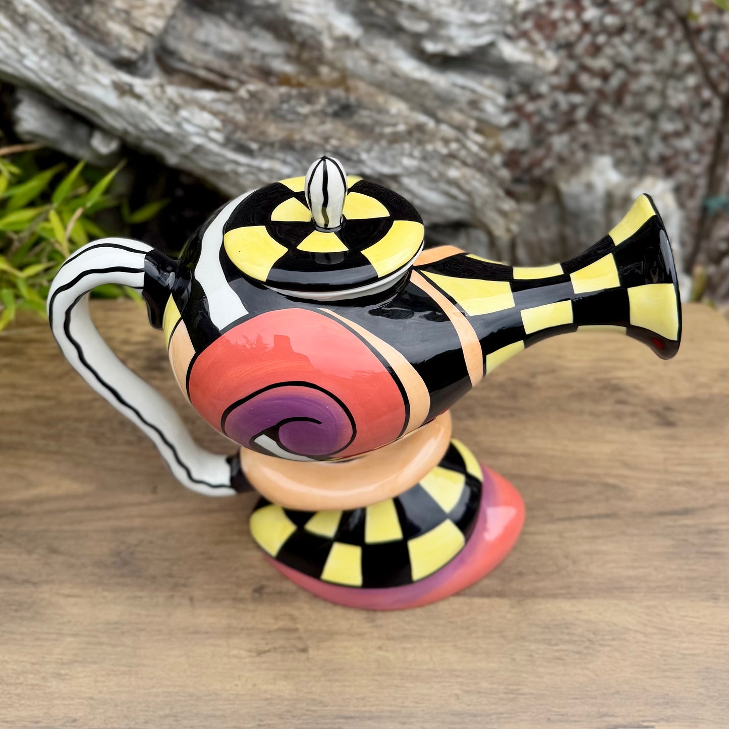 Lorna Bailey Exquisite HOOTER TEAPOT February 2003