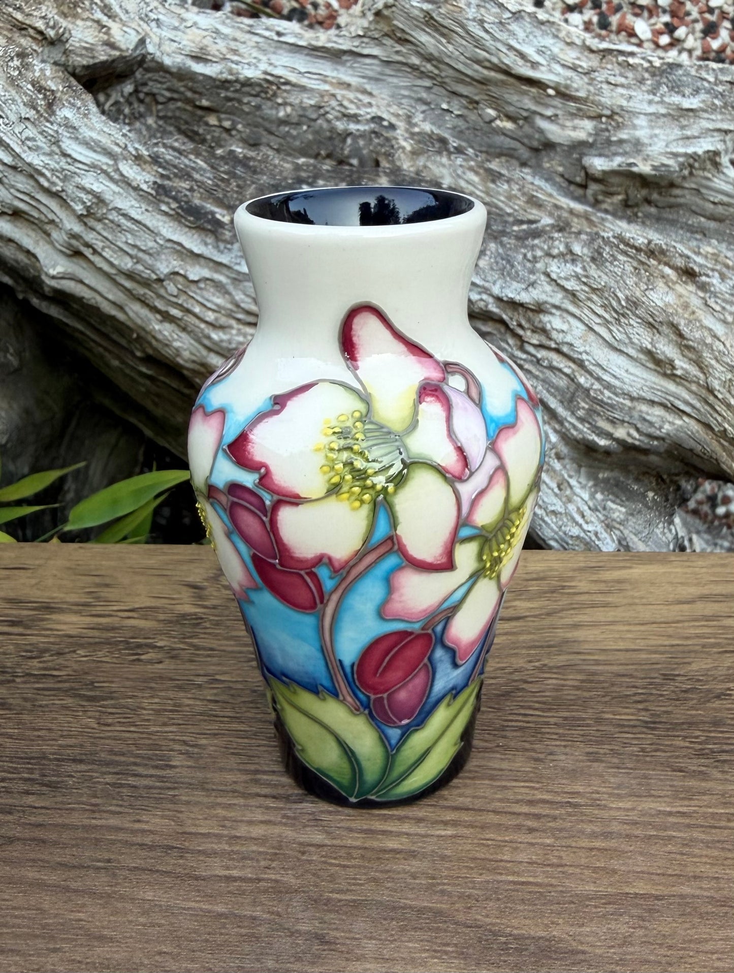 Moorcroft WINTER YIELD Vase Shape 23/4 Trial Dated 4.11.2015  Retail Price £220