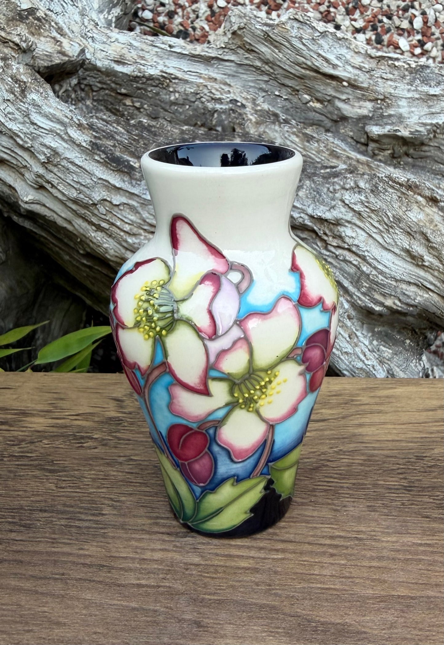 Moorcroft WINTER YIELD Vase Shape 23/4 Trial Dated 4.11.2015  Retail Price £220