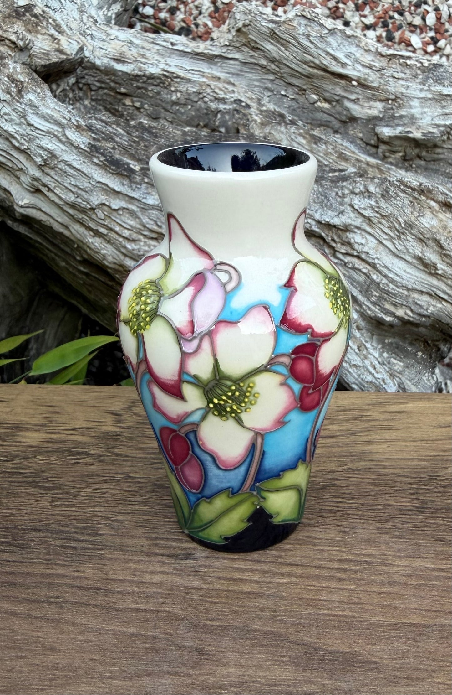 Moorcroft WINTER YIELD Vase Shape 23/4 Trial Dated 4.11.2015  Retail Price £220