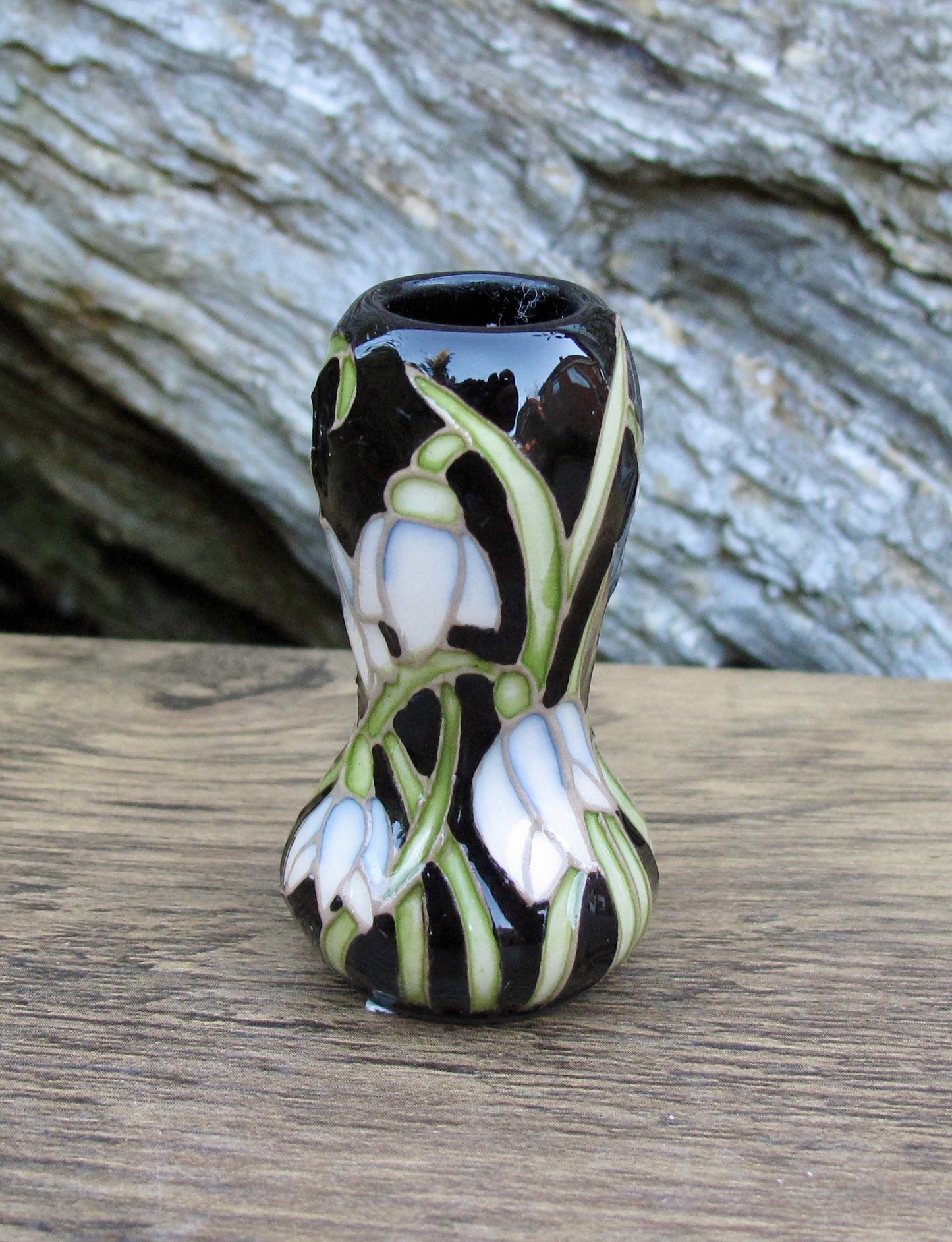 Moorcroft Exquisite DROPS OF SNOW Miniature Vase 92/2 Retail Price £198 Snowdrops