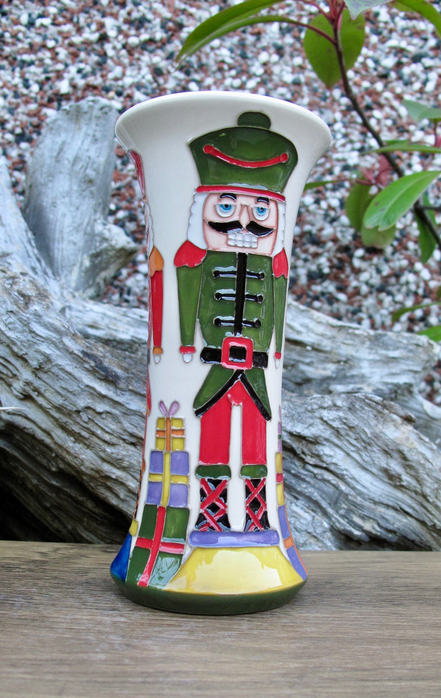 Moorcroft Exquisite ON PARADE 159/6 Trial Vase Retail Price £425 Nutcracker