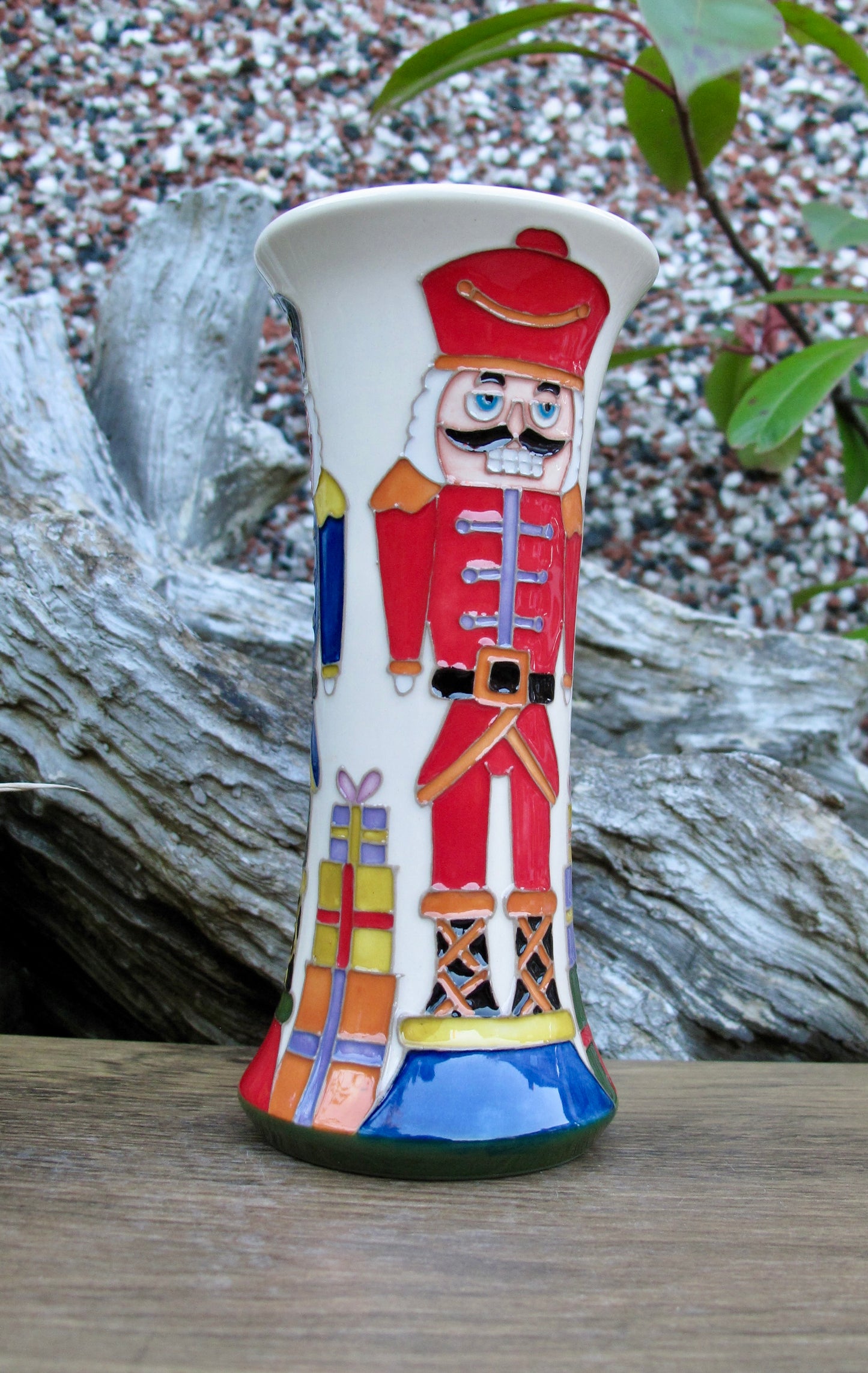 Moorcroft Exquisite ON PARADE 159/6 Trial Vase Retail Price £425 Nutcracker
