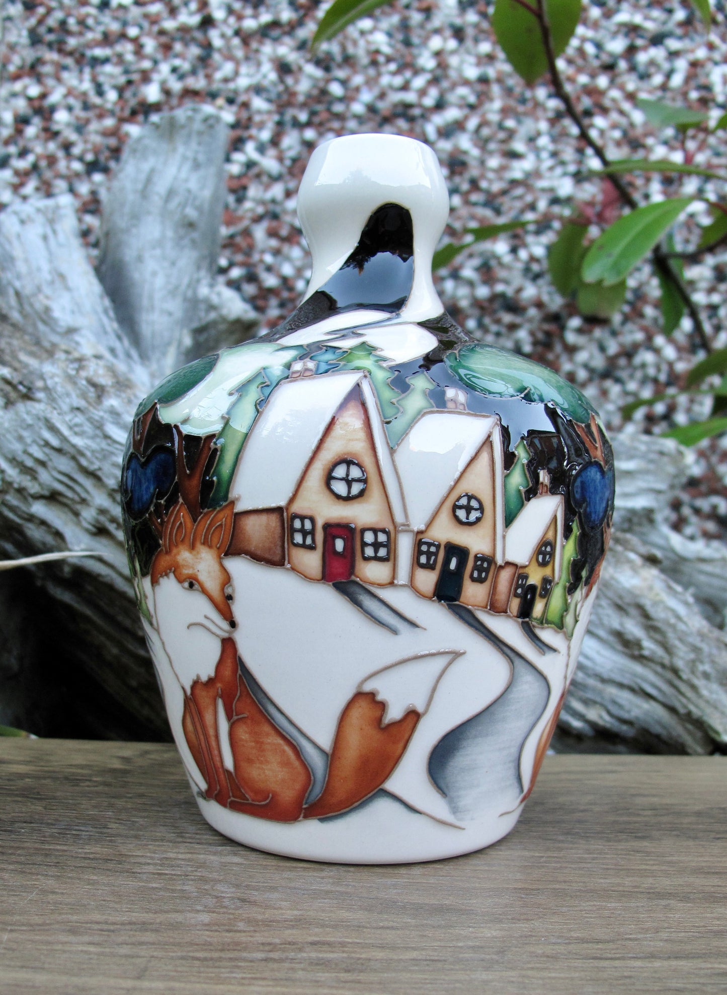 Moorcroft Exquisite FOX WATCH Vase shape 144/6 Retail Price £560 Nicola Slaney