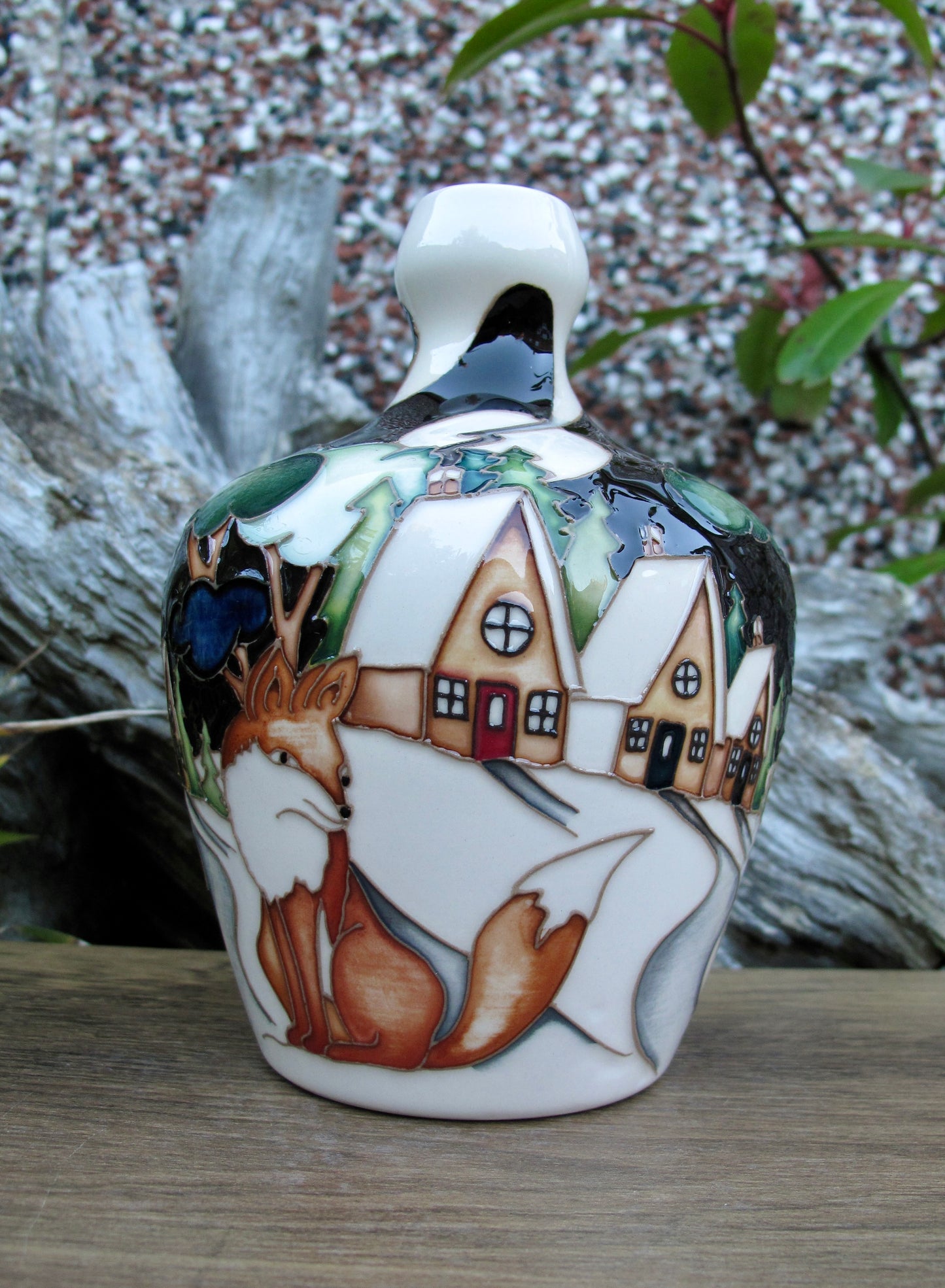 Moorcroft Exquisite FOX WATCH Vase shape 144/6 Retail Price £560 Nicola Slaney