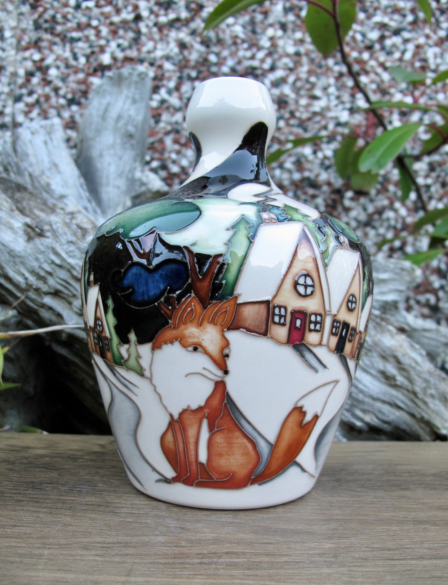 Moorcroft Exquisite FOX WATCH Vase shape 144/6 Retail Price £560 Nicola Slaney