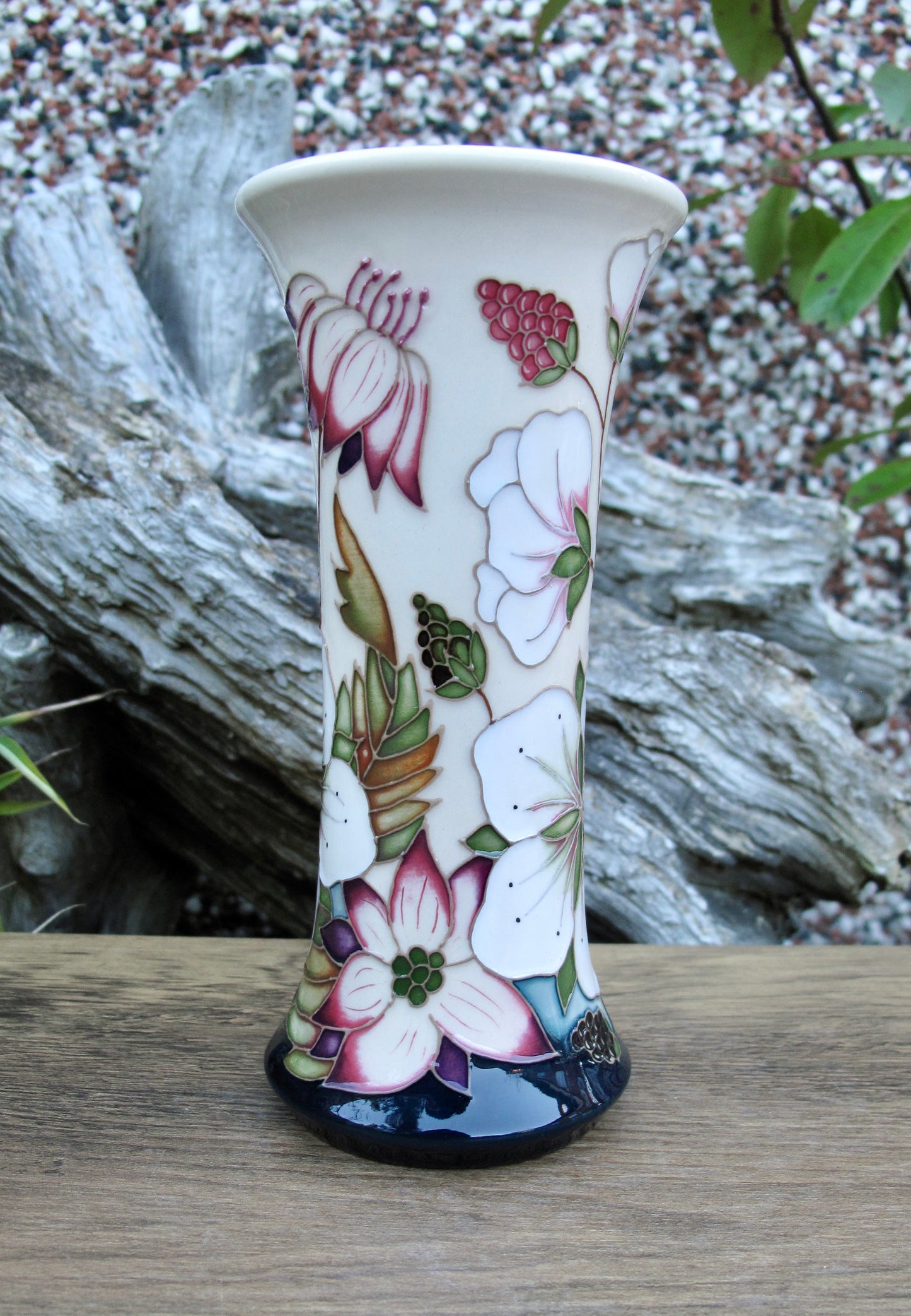 Moorcroft BRAMBLE REVISITED Vase shape 159/6 Retail Price £325 Alicia Amison