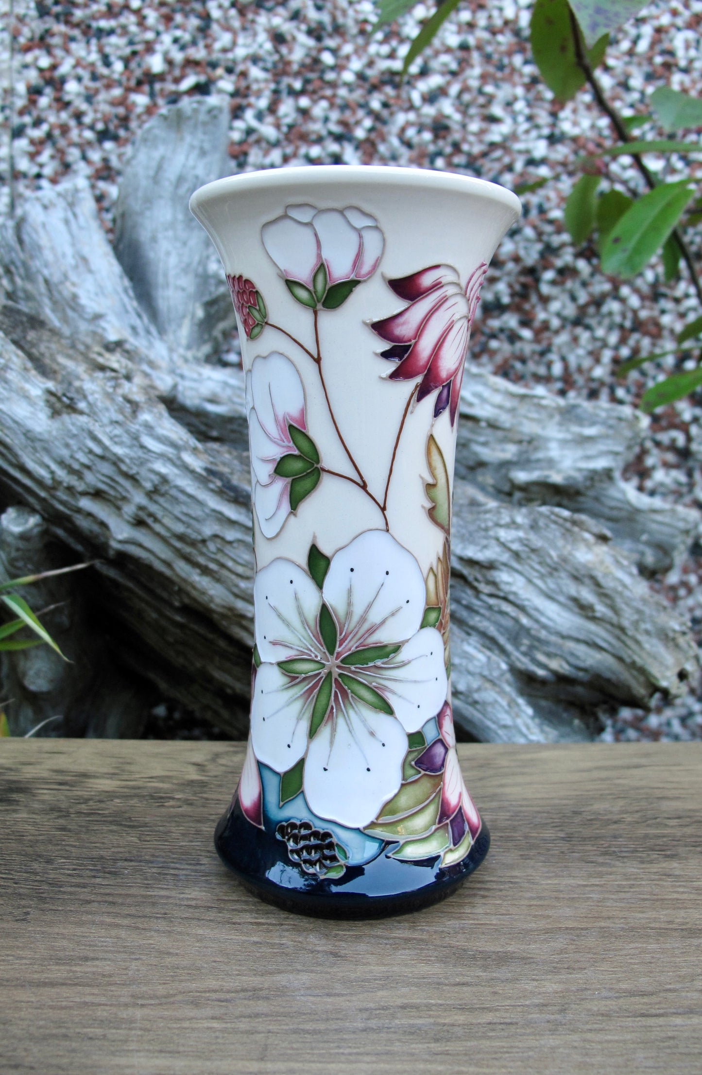 Moorcroft BRAMBLE REVISITED Vase shape 159/6 Retail Price £325 Alicia Amison