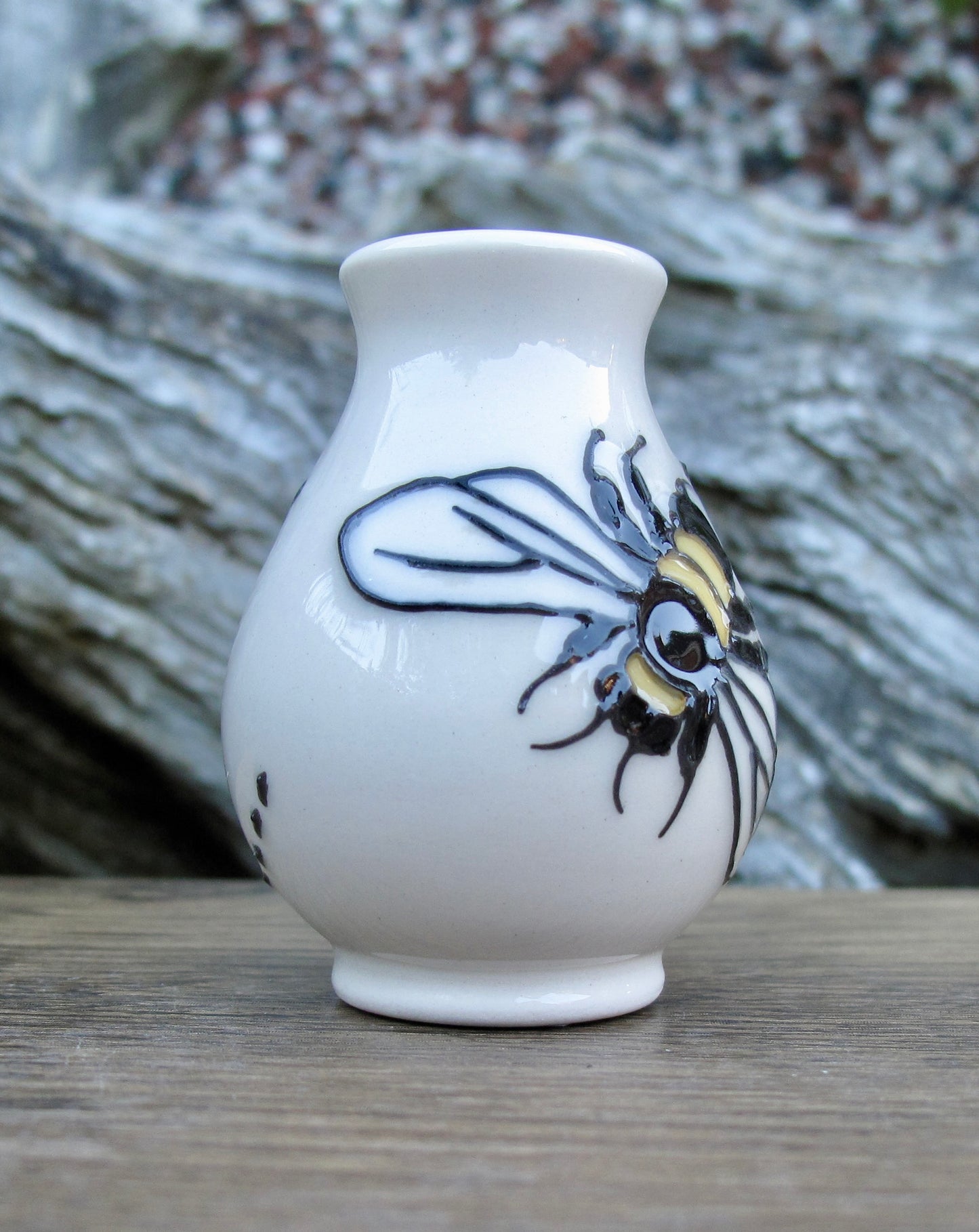 Moorcroft Exquisite Miniature BEES FOR TEA Vase Shape 7/2 Rachel Bishop