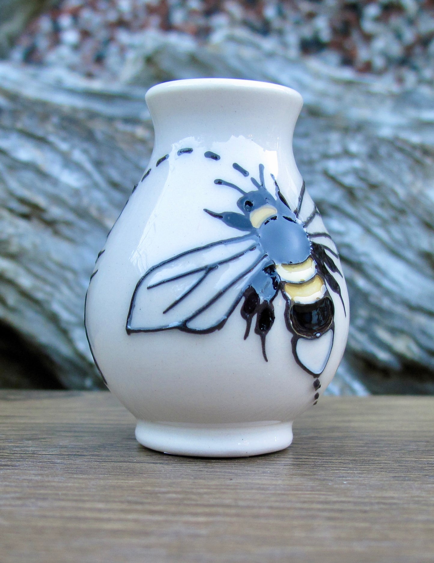 Moorcroft Exquisite Miniature BEES FOR TEA Vase Shape 7/2 Rachel Bishop