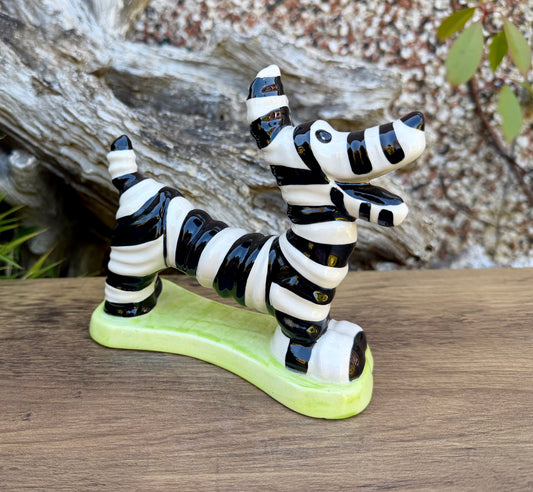 Lorna Bailey Very Rare YAP THE DOG Black & White
