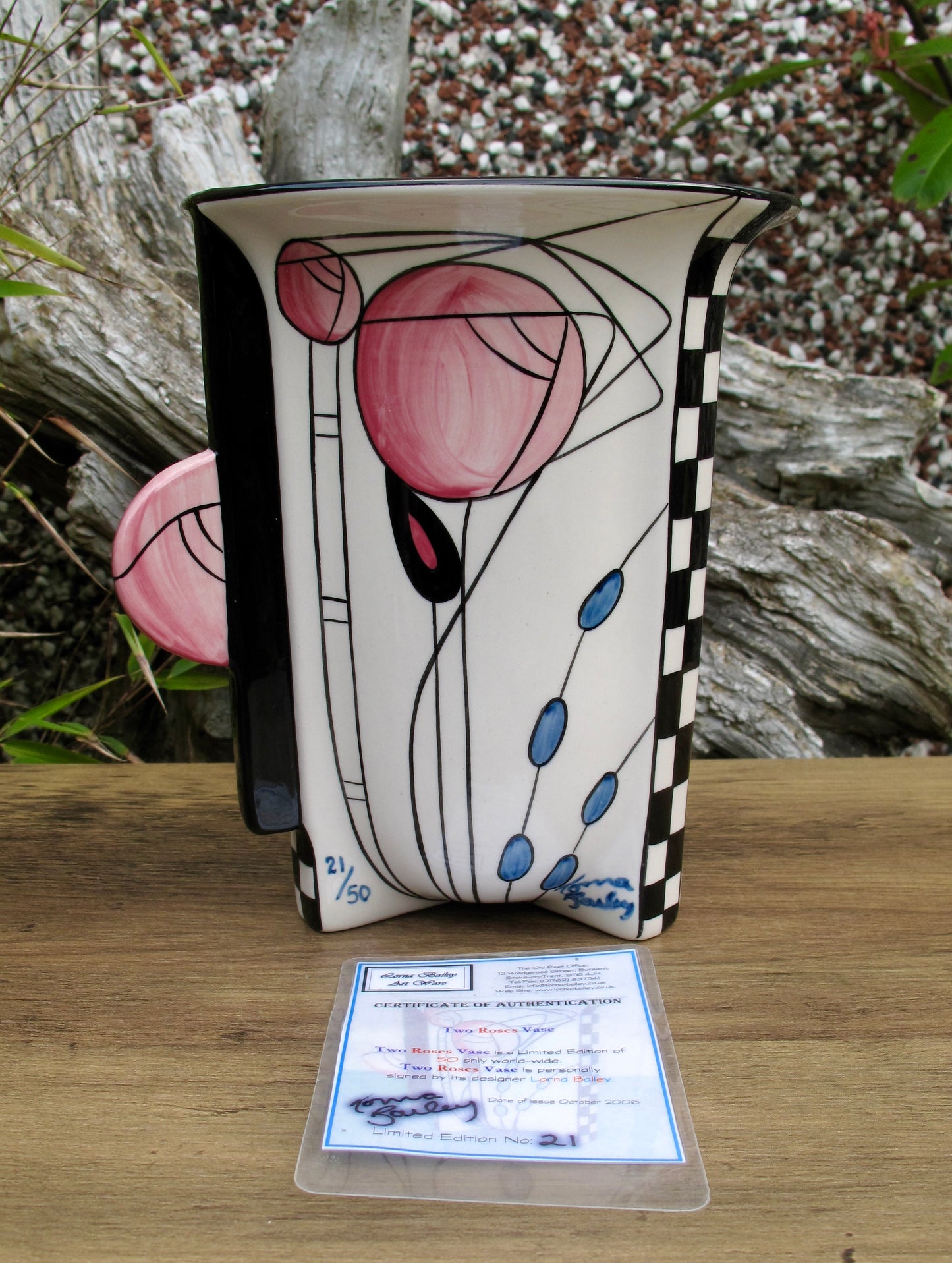 Lorna Bailey TWO ROSE VASE Limited Edition 21/50 Oct 2006 With Certificate